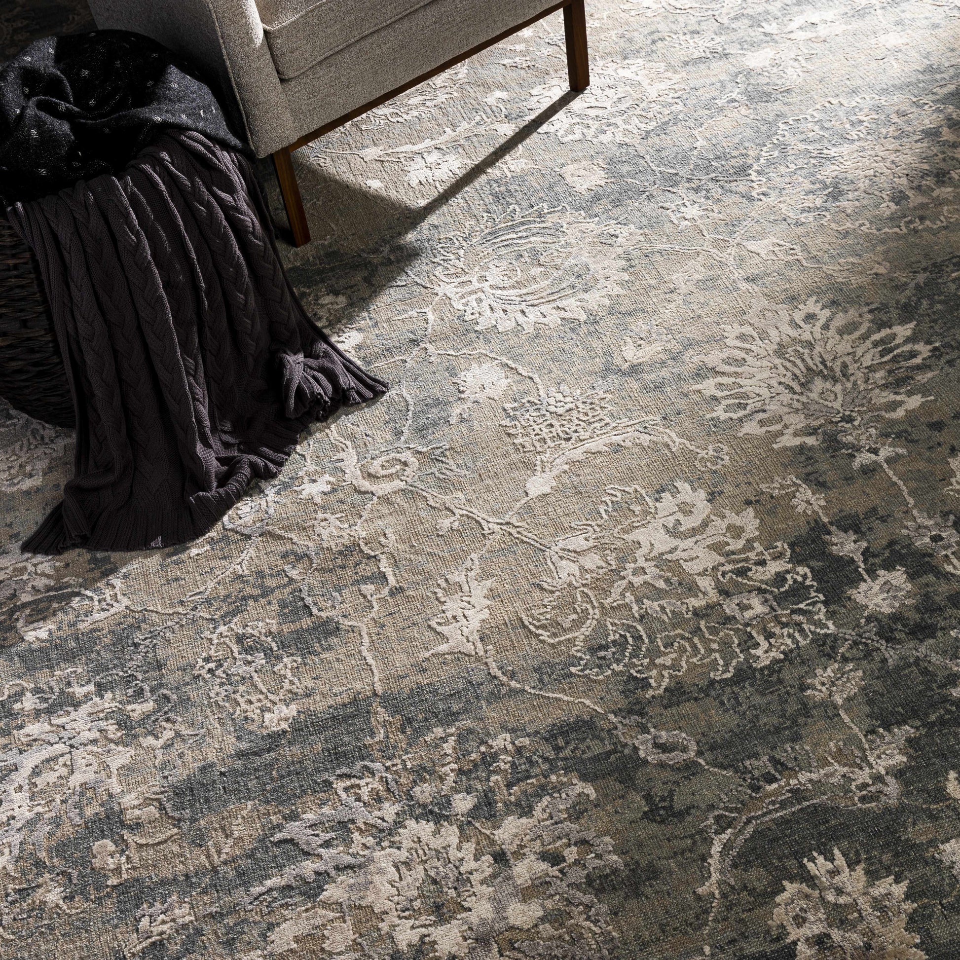 Sufi SUF-2303 Hand Knotted Rug