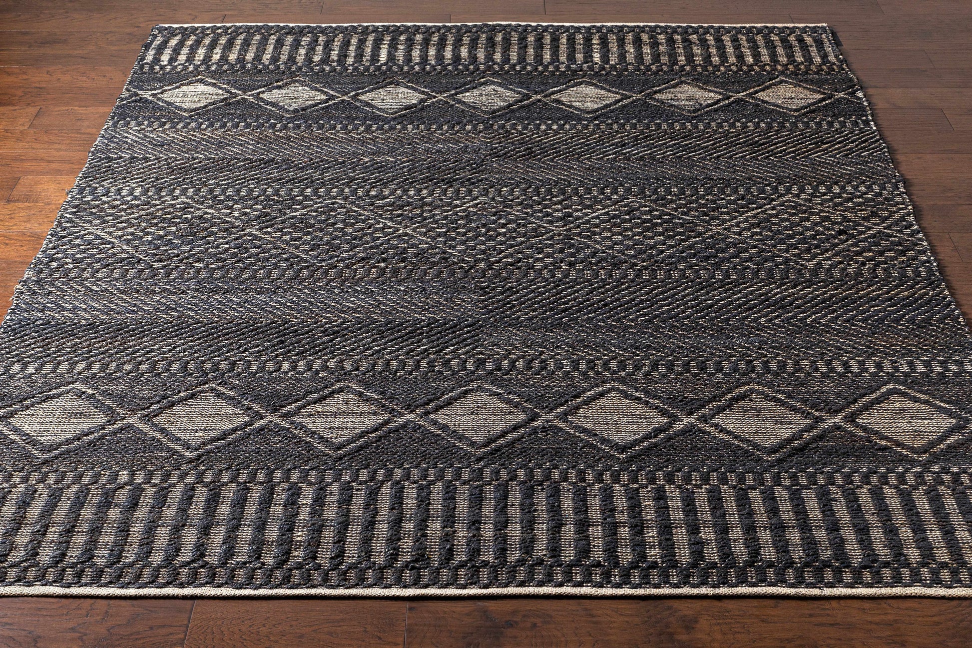 Santa Barbara SBB-2309 Hand Woven Rug