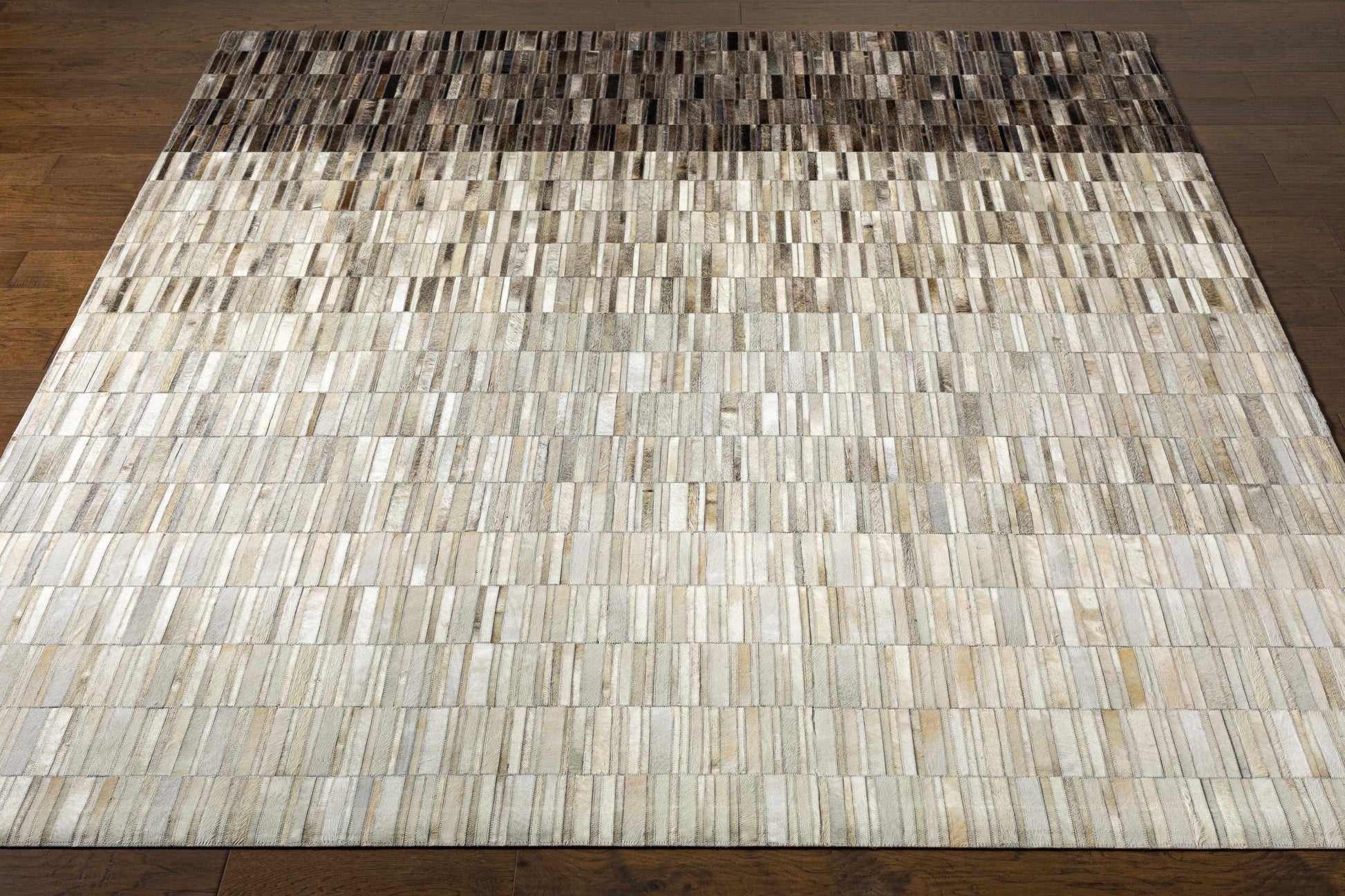 Outback OUT-1010 Hand Crafted Rug