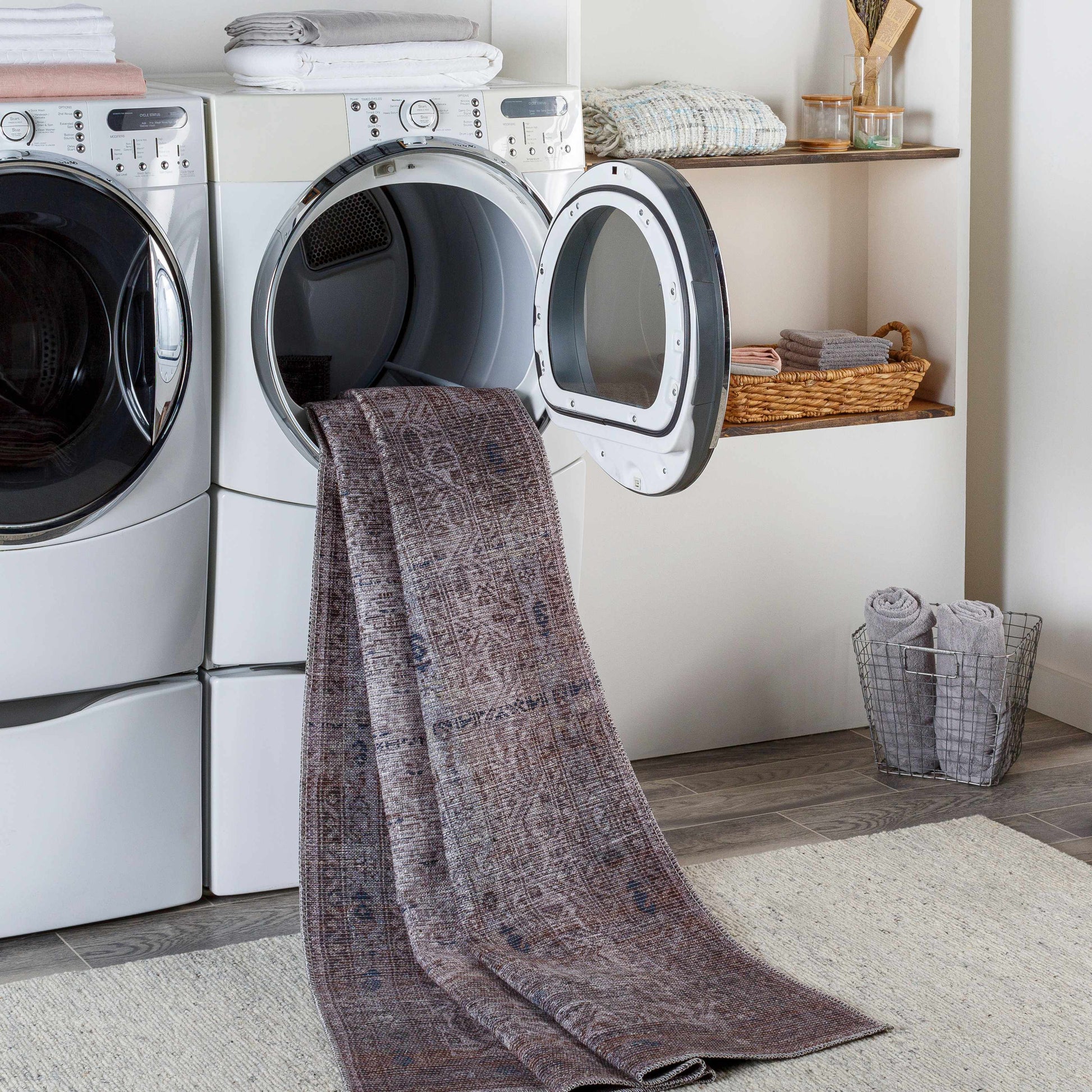 Colin CLN-2314 Machine Woven Rug