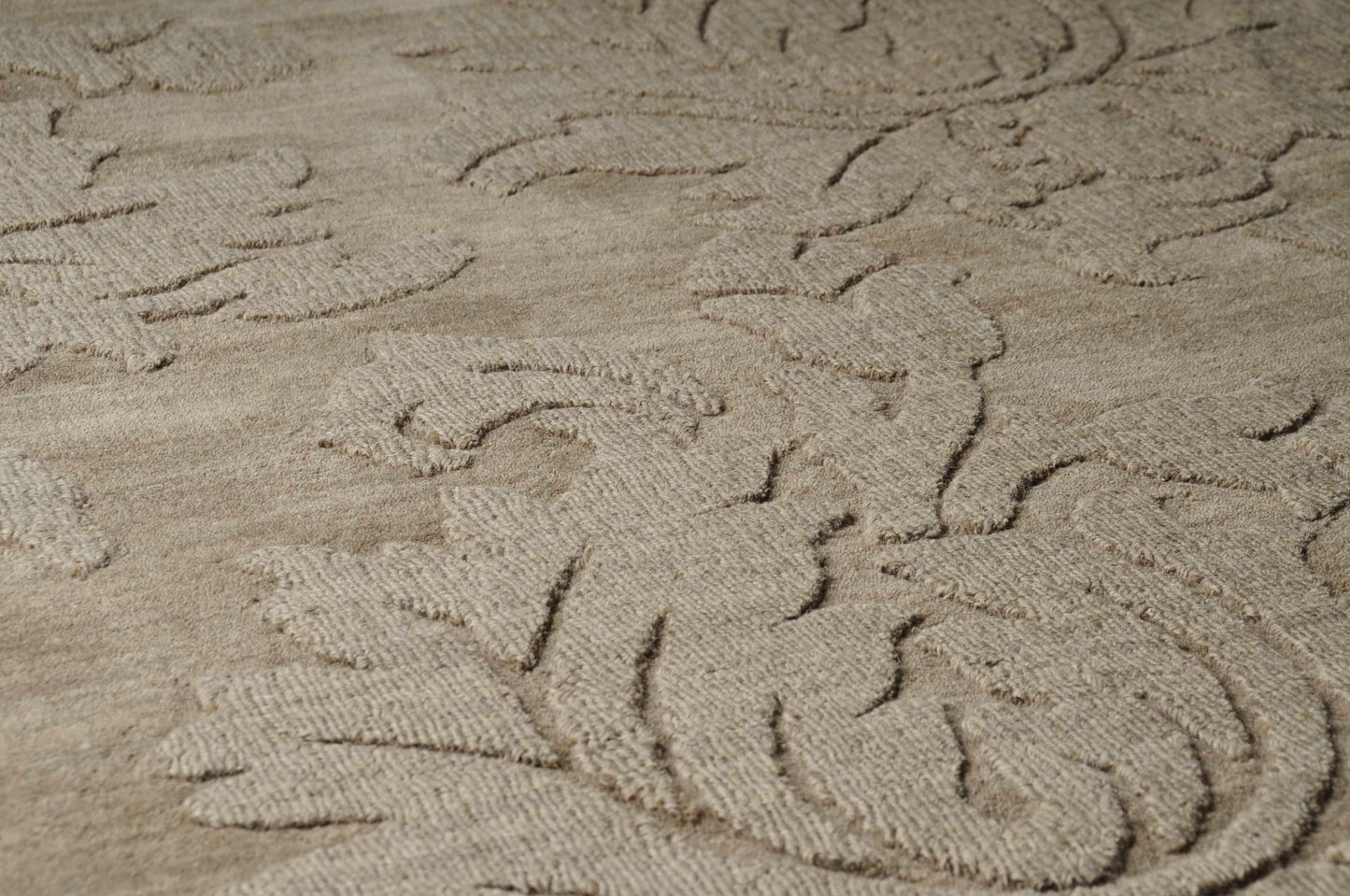 Mystique M-174 Handmade Rug