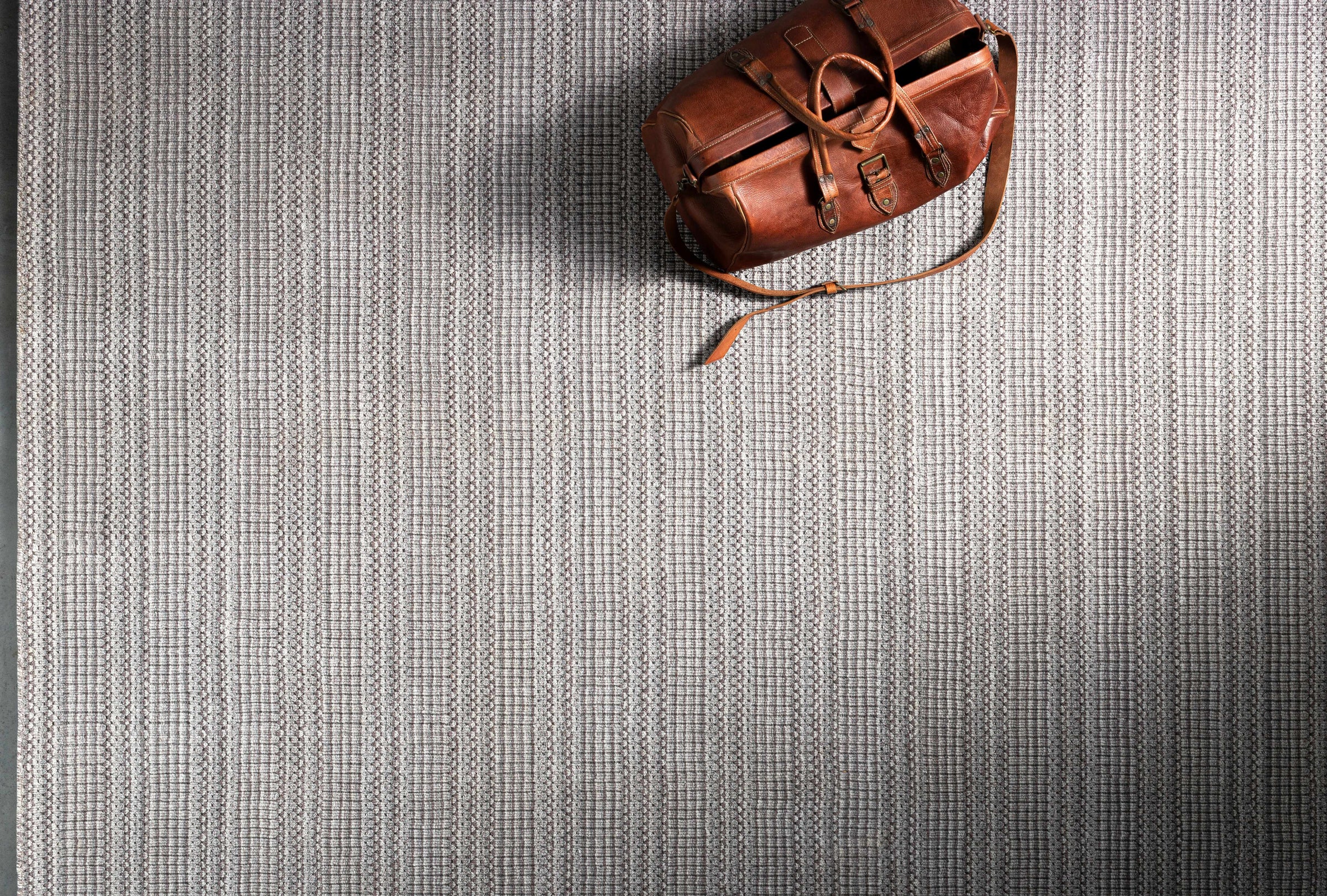 Hickory HCK-2304 Hand Loomed Rug