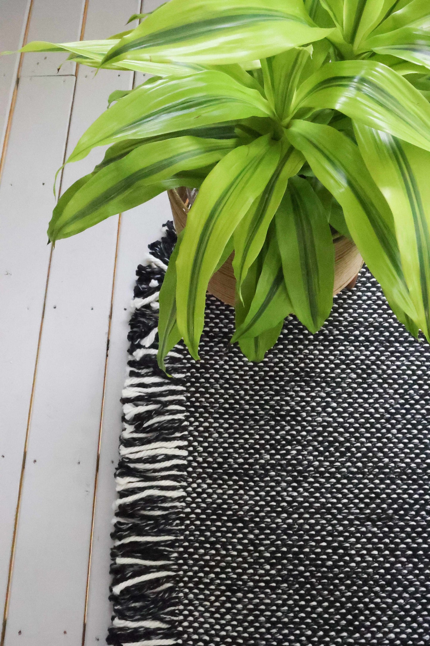 Azalea AZA-2312 Handmade Rug