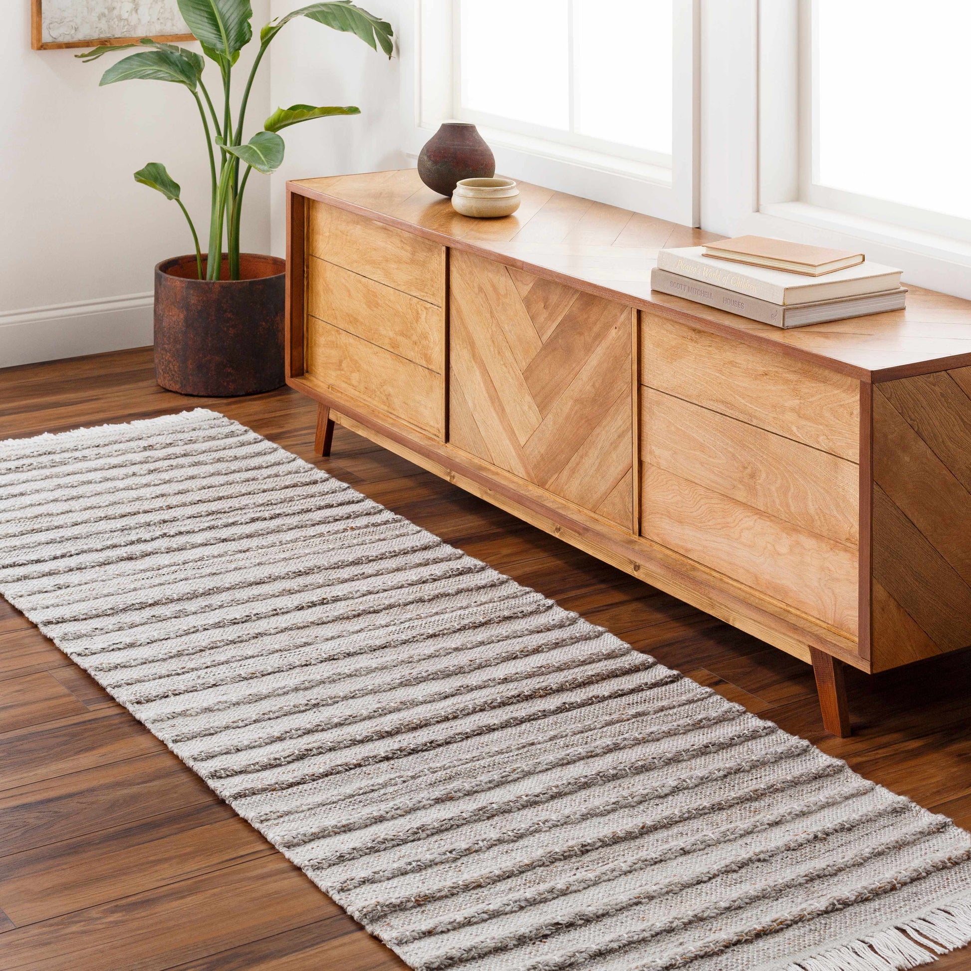 Azalea AZA-2338 Handmade Rug