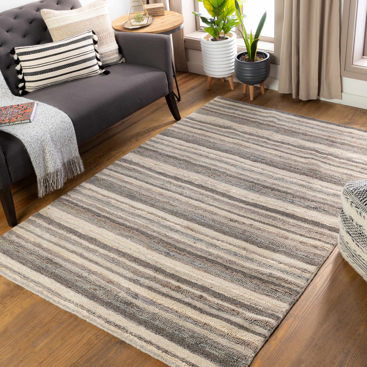 Petra PTR-2300 Hand Woven Rug