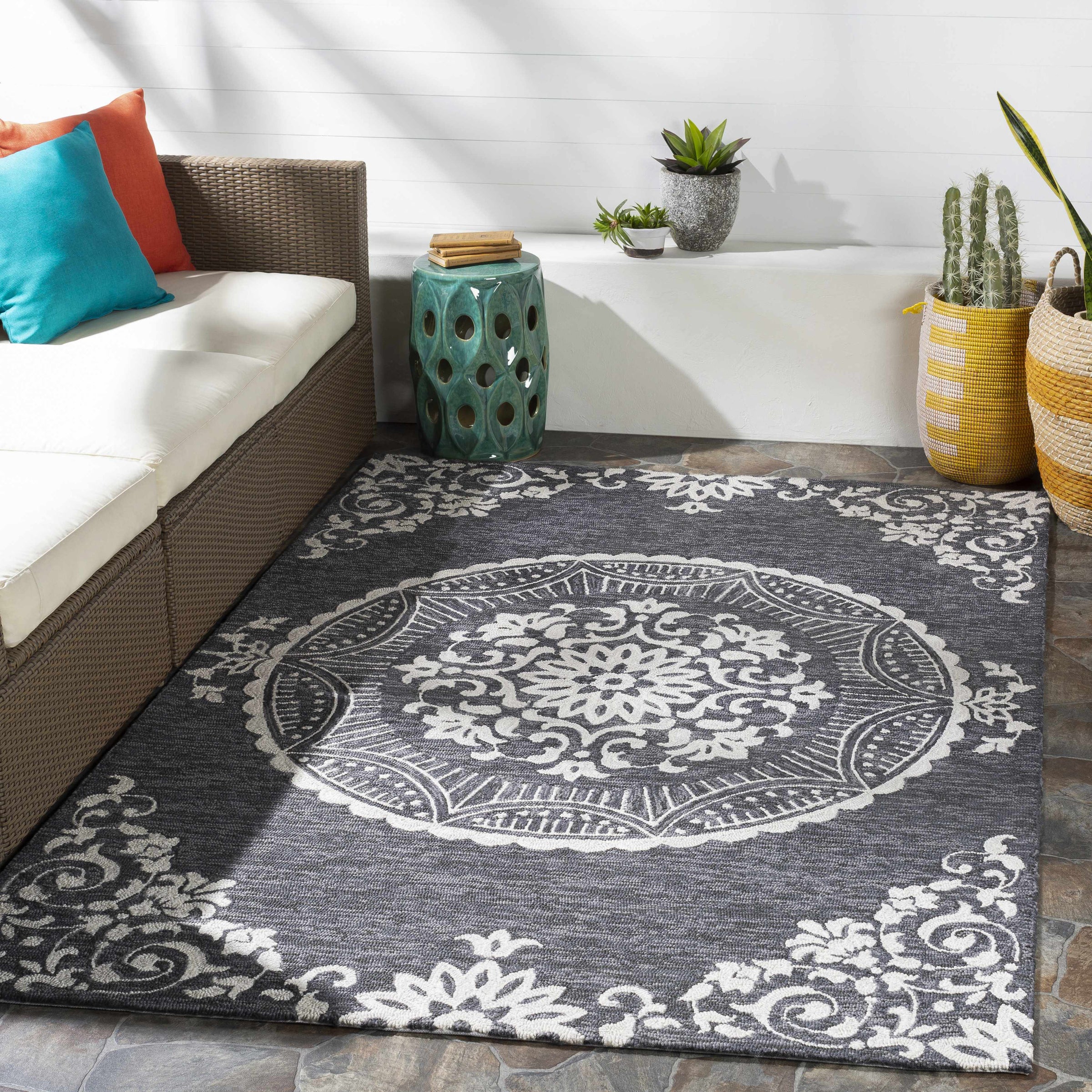 Rain RAI-1283 Hand Hooked Rug