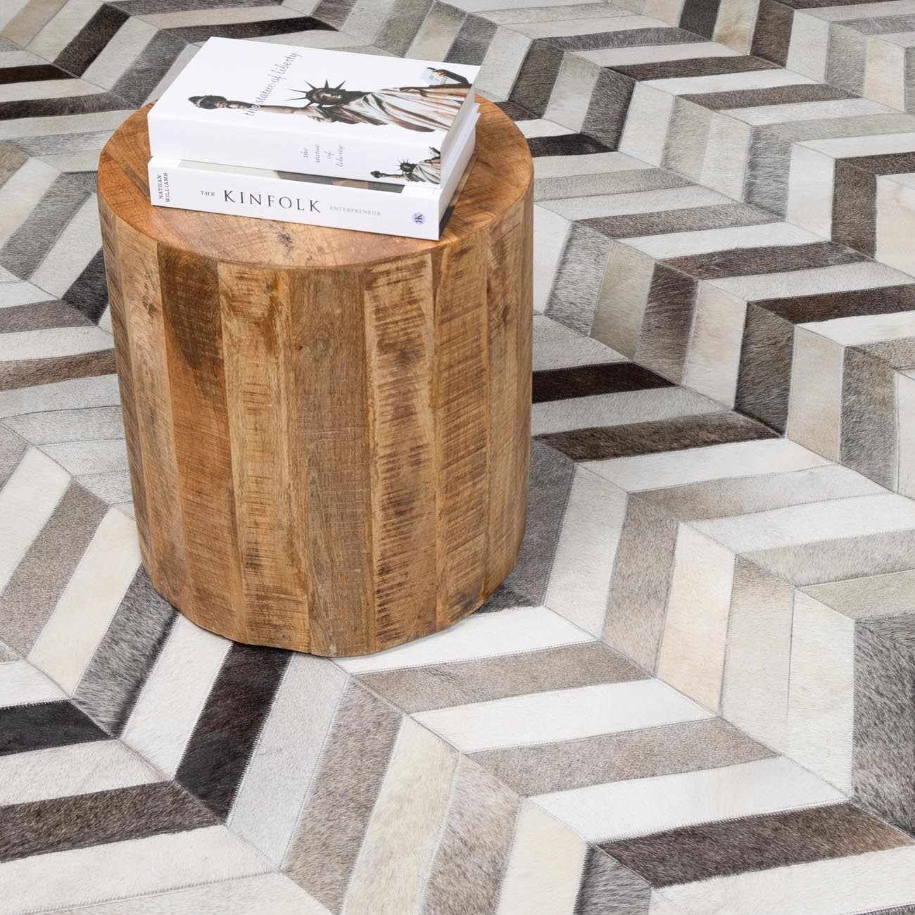 Trail TRL-1129 Hand Crafted Rug