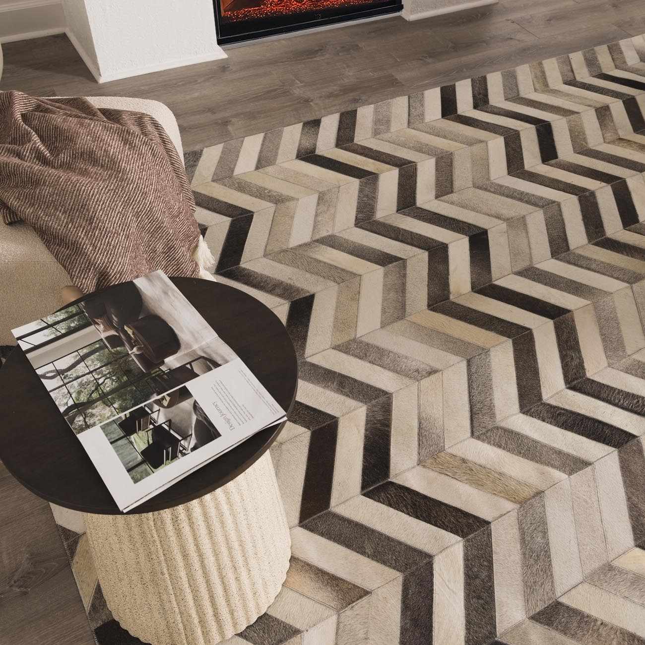 Trail TRL-1129 Hand Crafted Rug