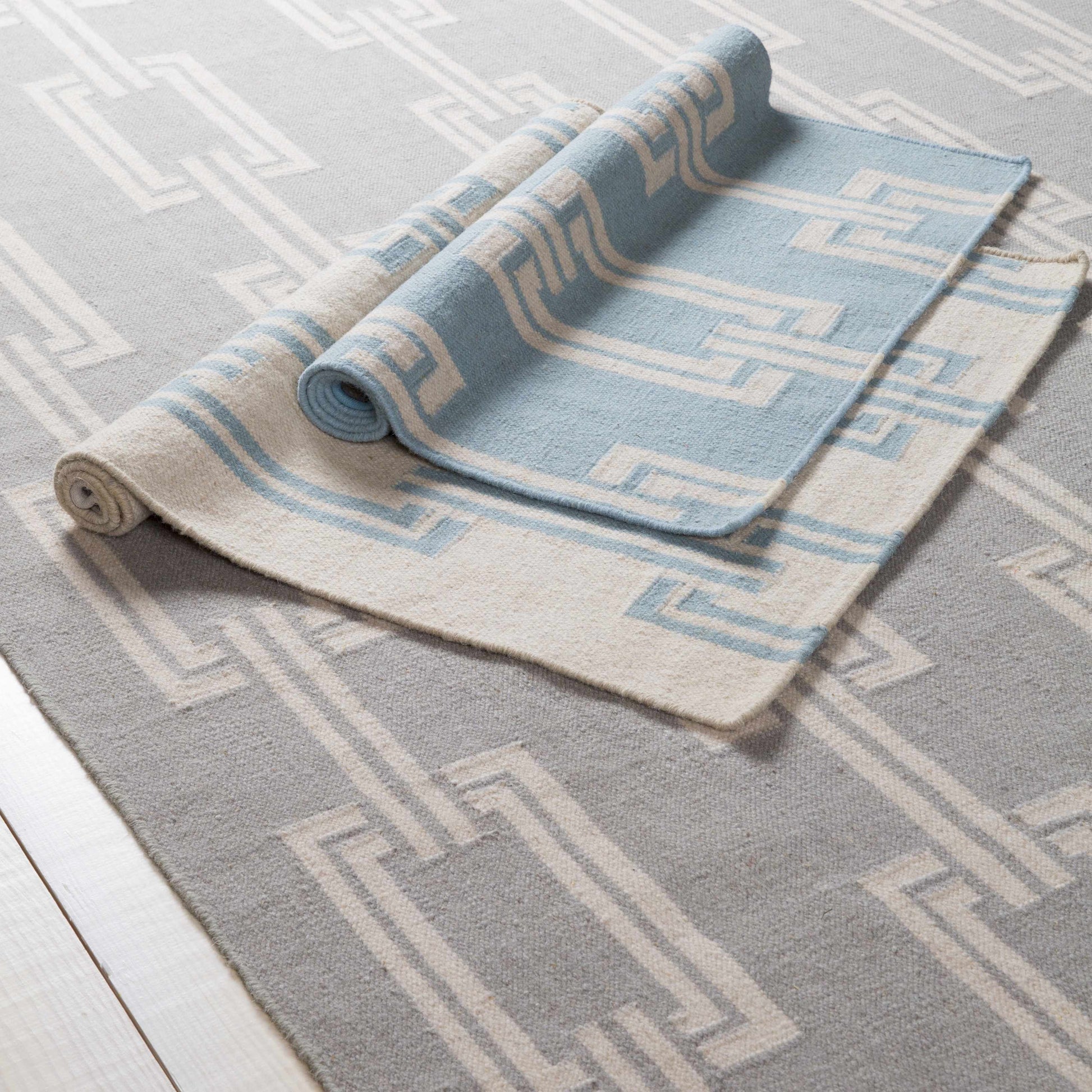 Boardwalk BDW-4039 Hand Woven Rug