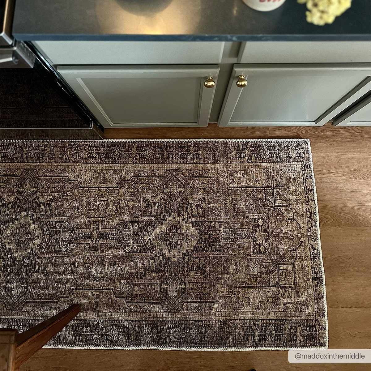 Amelie AML-2348 Machine Woven Rug