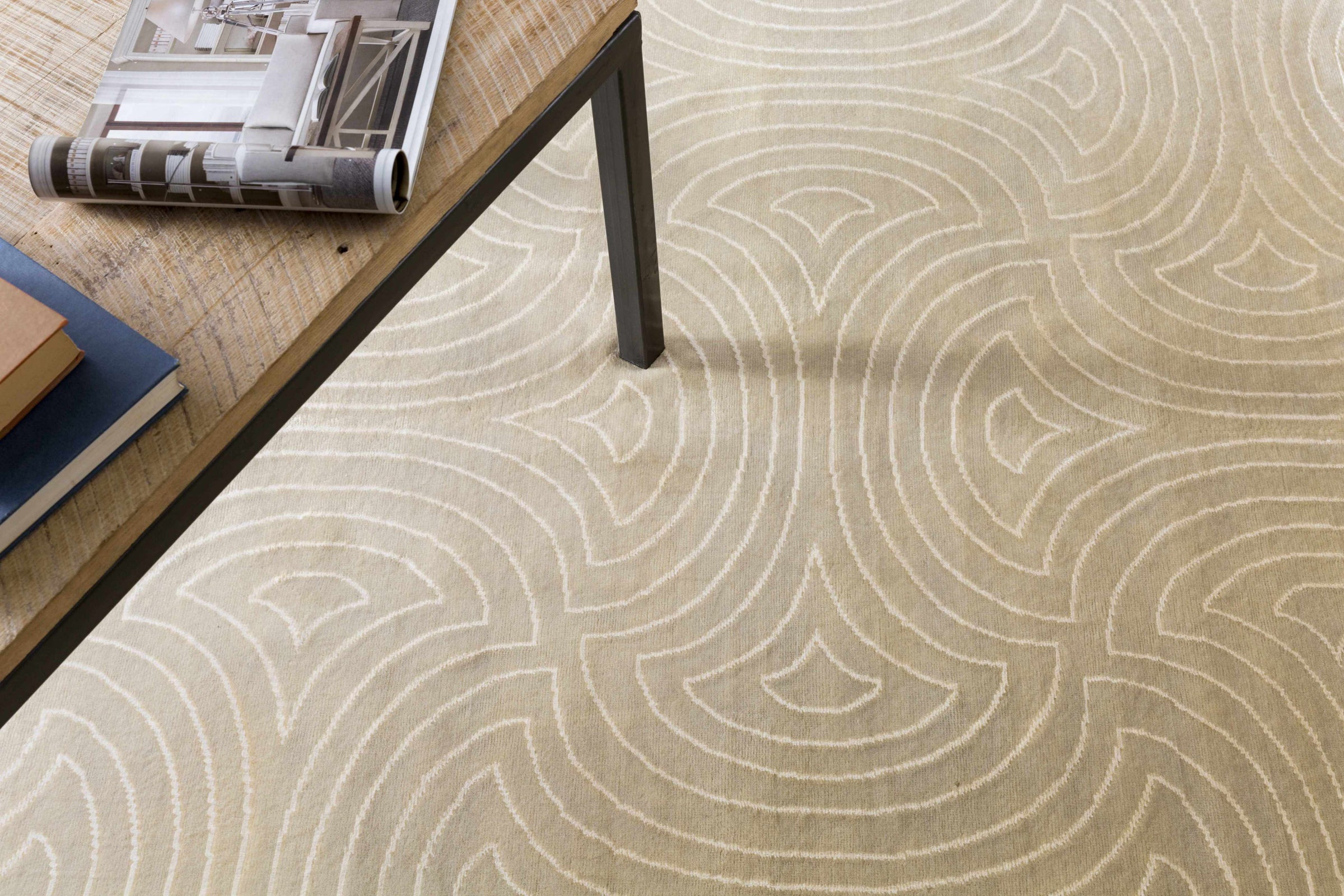 Luminous LMN-3012 Hand Knotted Rug