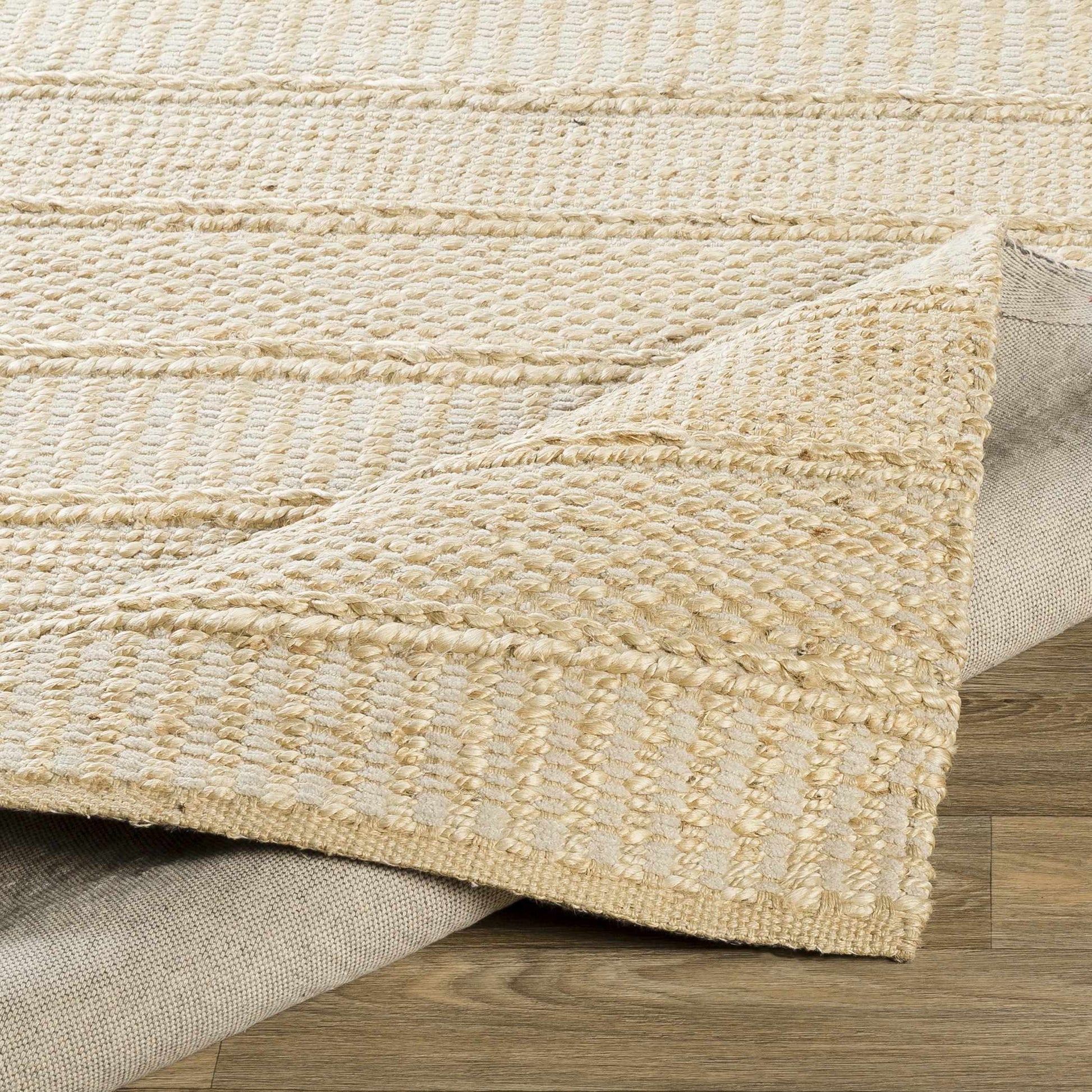 Aria IAA-1001 Hand Woven Rug