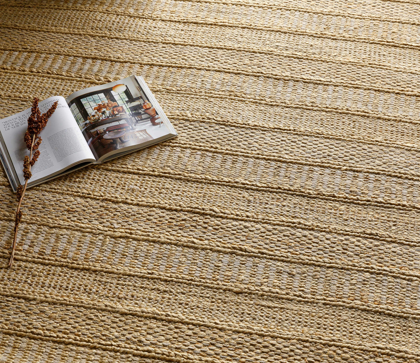 Aria IAA-1001 Hand Woven Rug