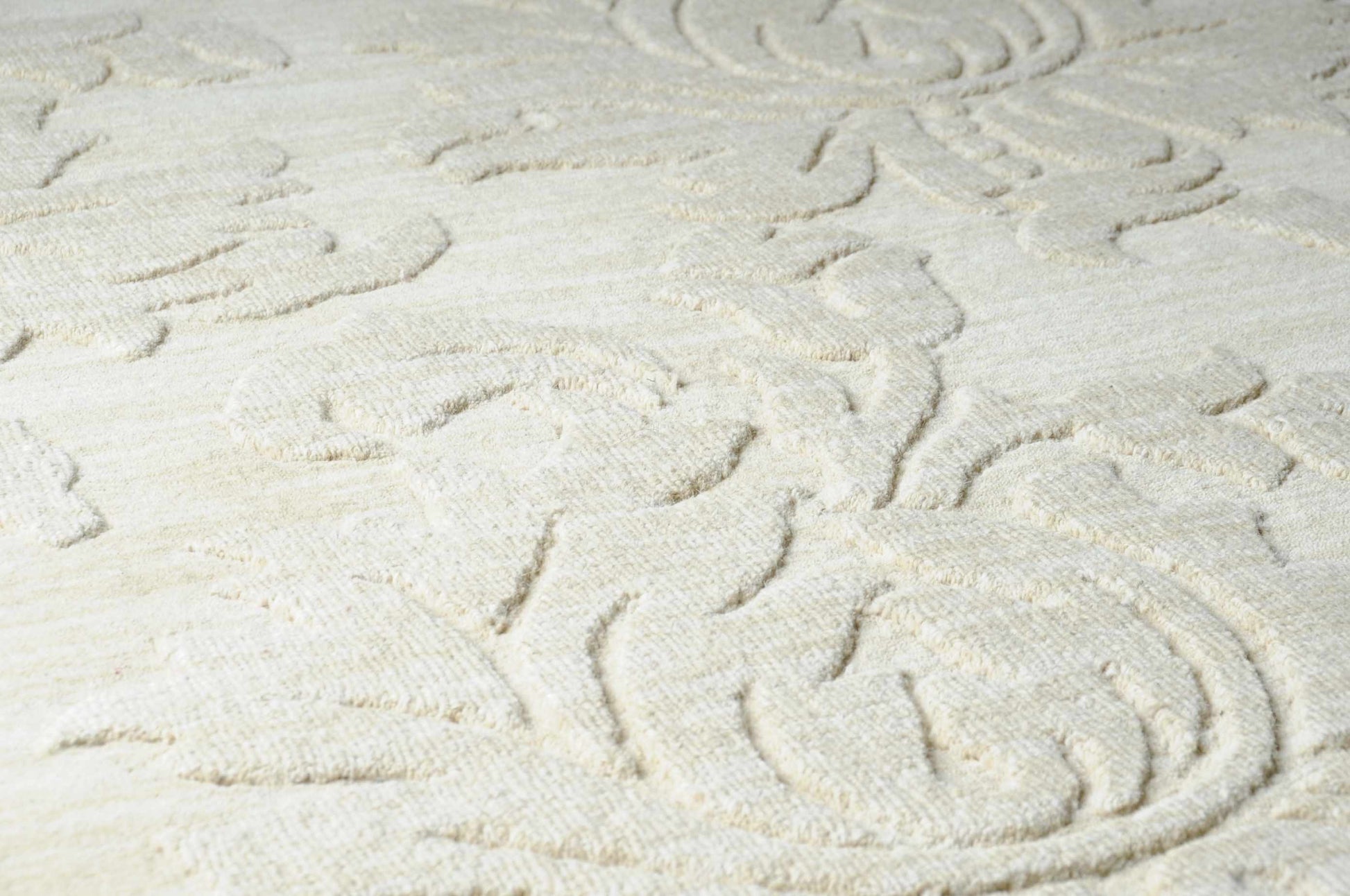 Mystique M-175 Handmade Rug