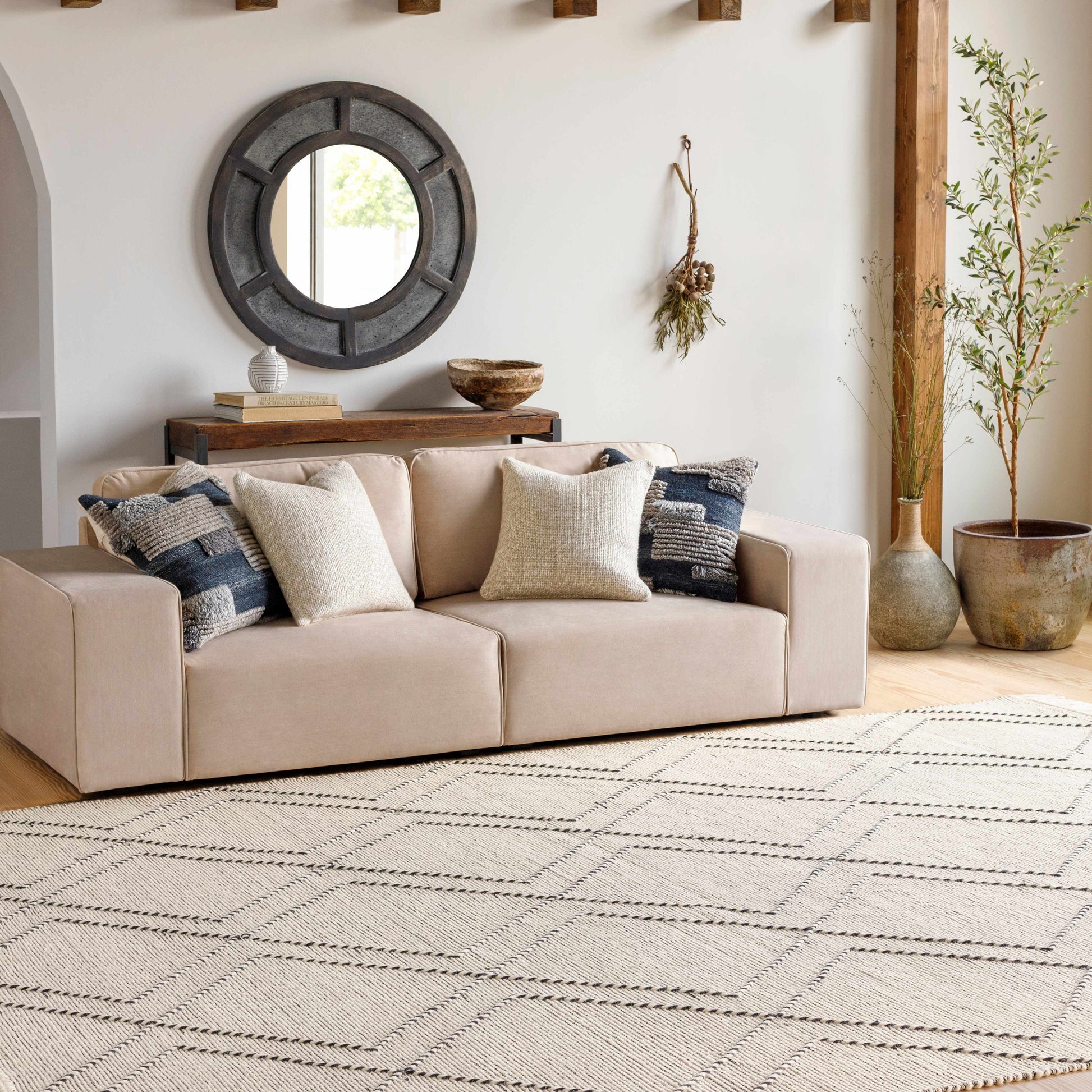 Uttar UTT-2300 Hand Woven Rug