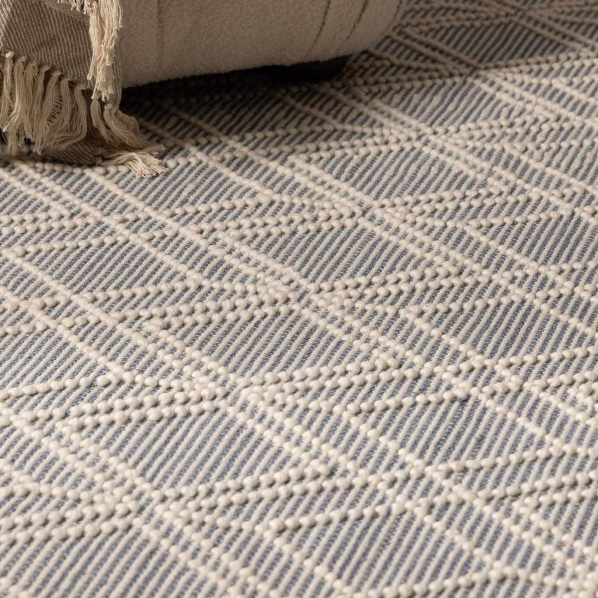 Casa DeCampo CDC-2300 Hand Woven Rug