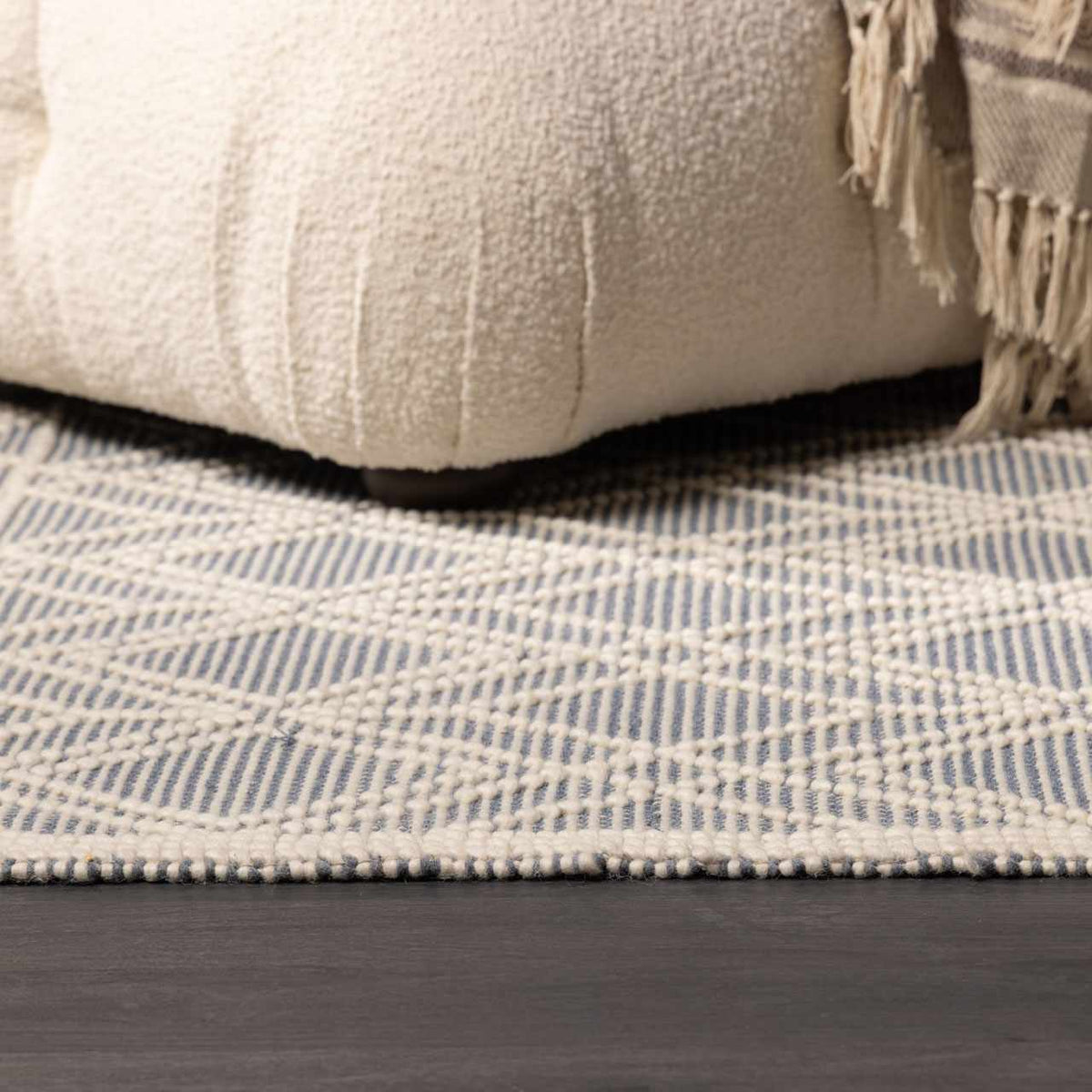 Casa DeCampo CDC-2300 Hand Woven Rug