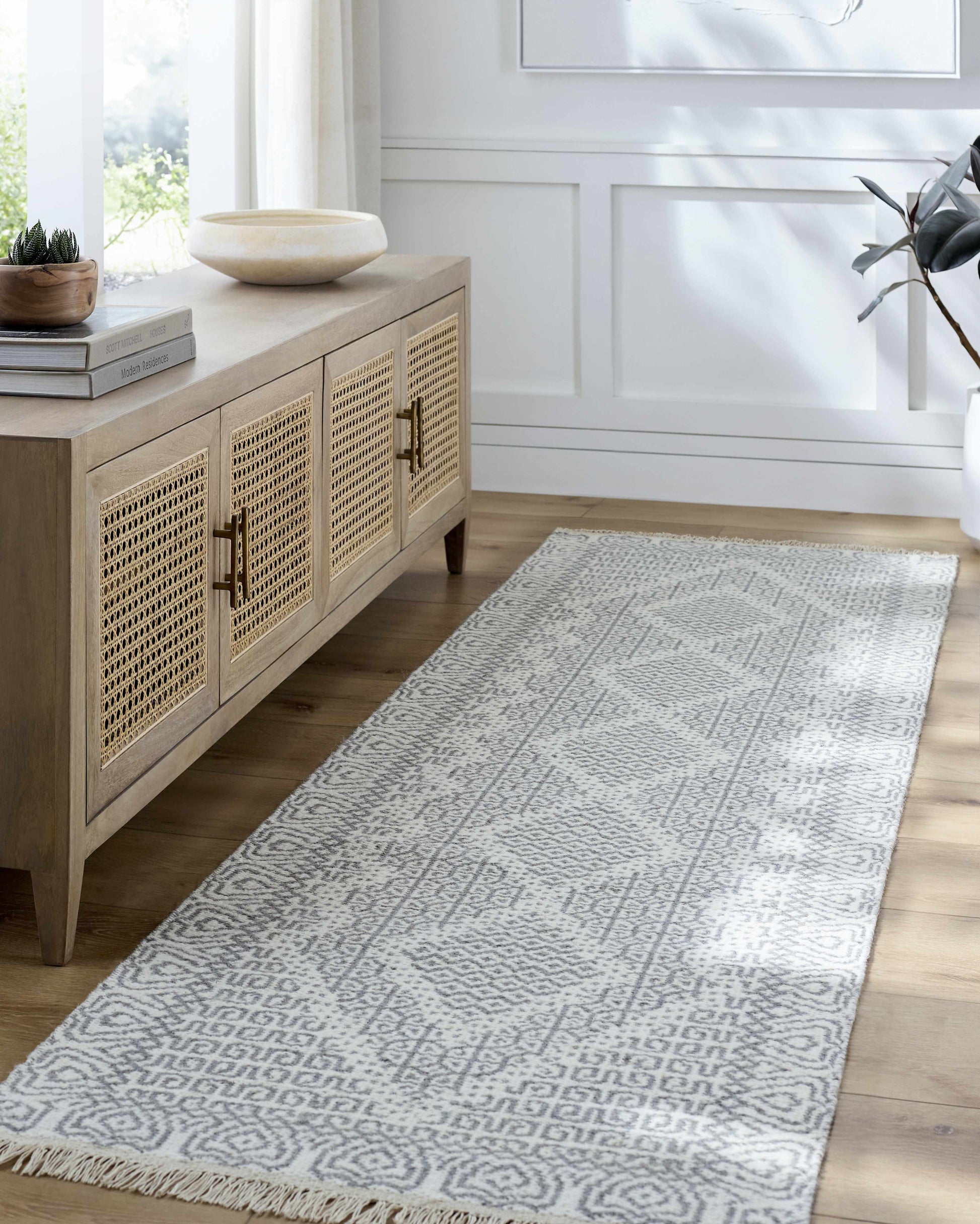 Mardin MDI-2316 Hand Woven Rug