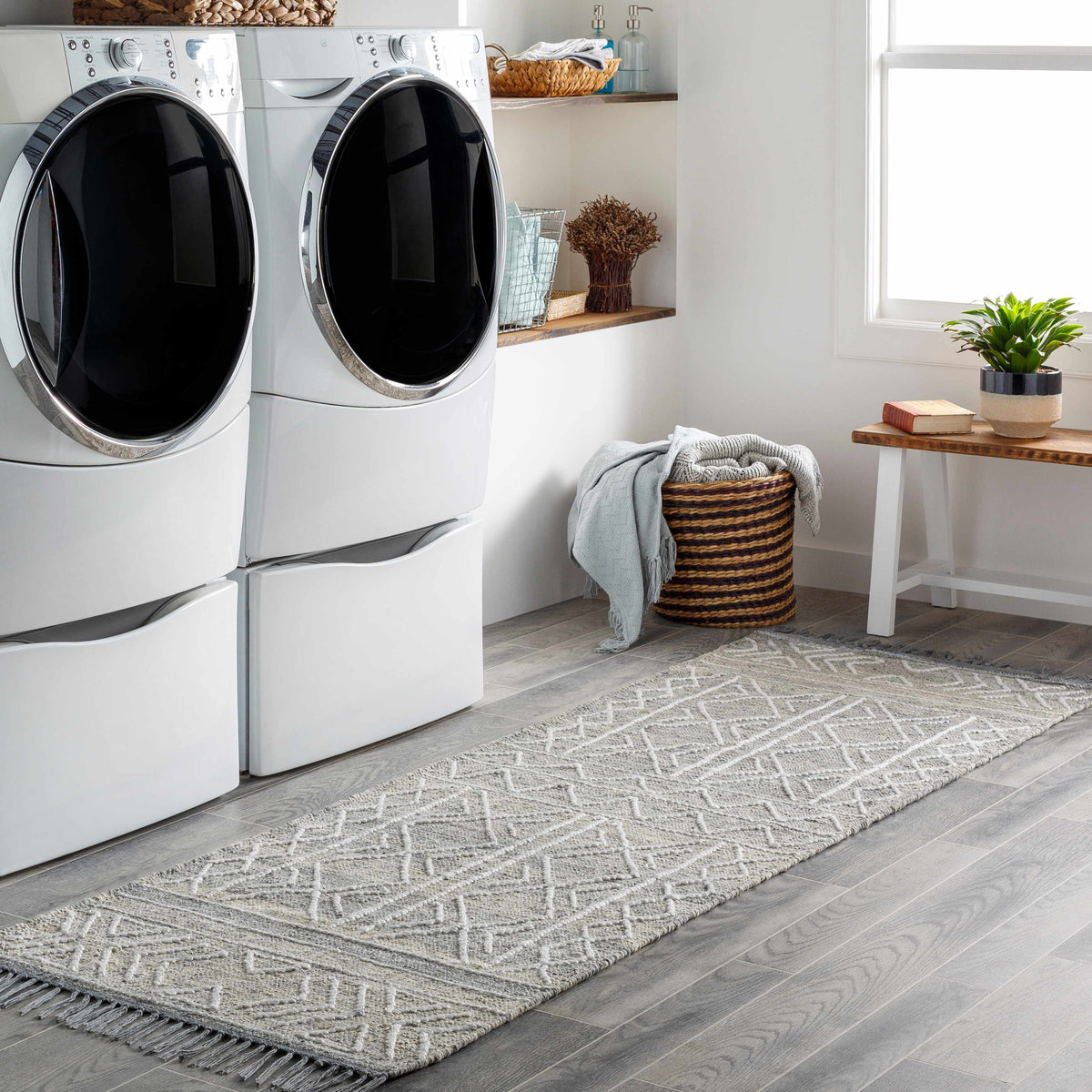 Cheyenne CHY-2304 Hand Woven Rug