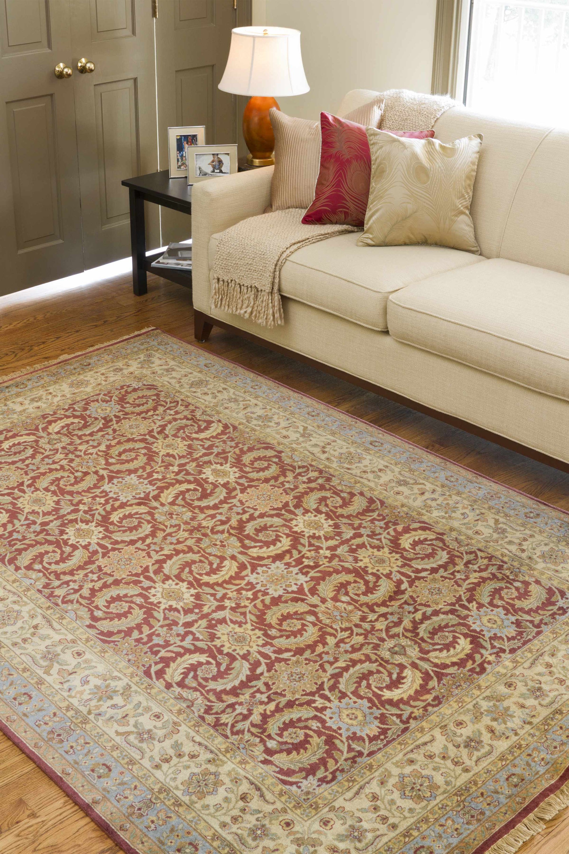 Heirloom HLM-6005 Hand Knotted Rug