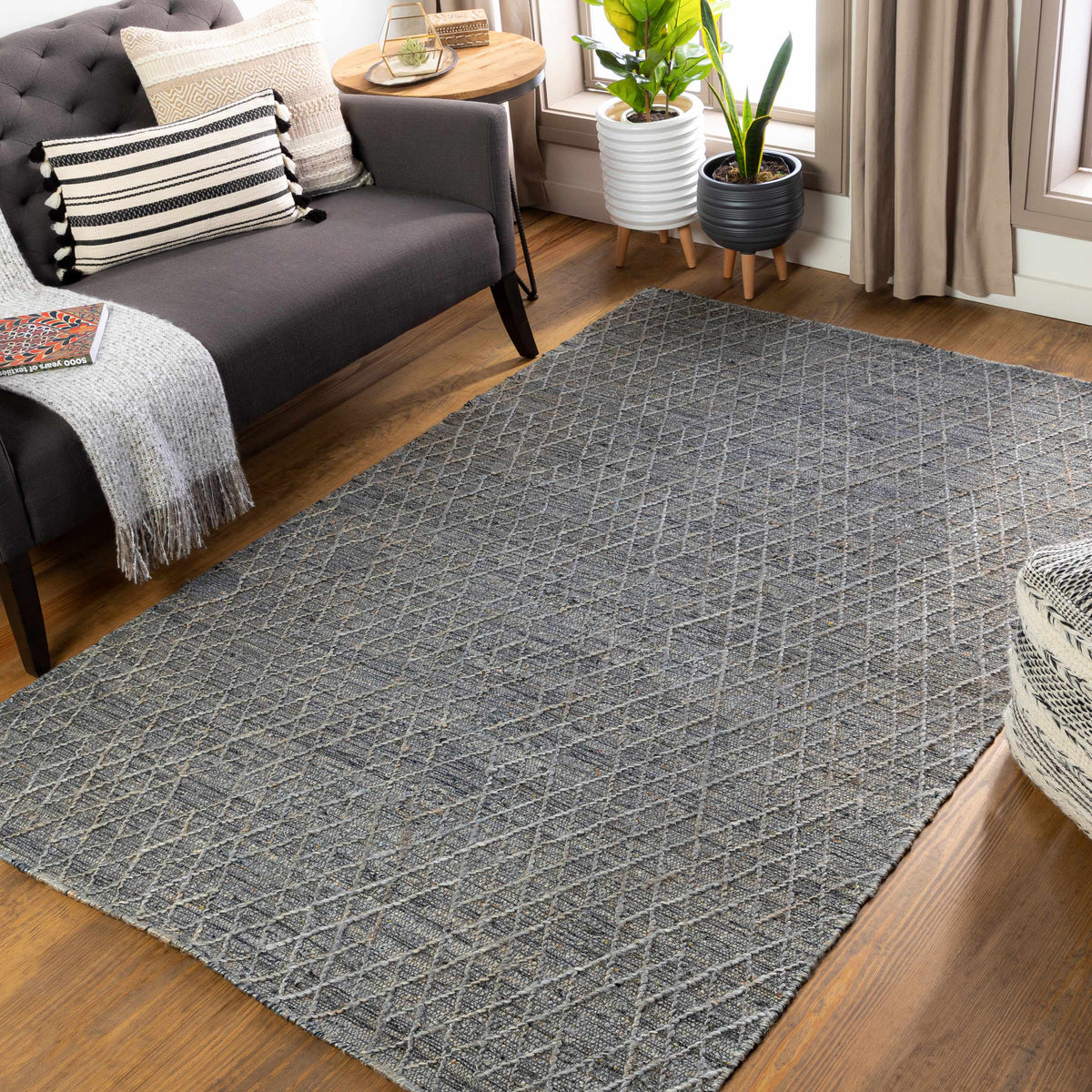 Watford WTF-2300 Hand Woven Rug