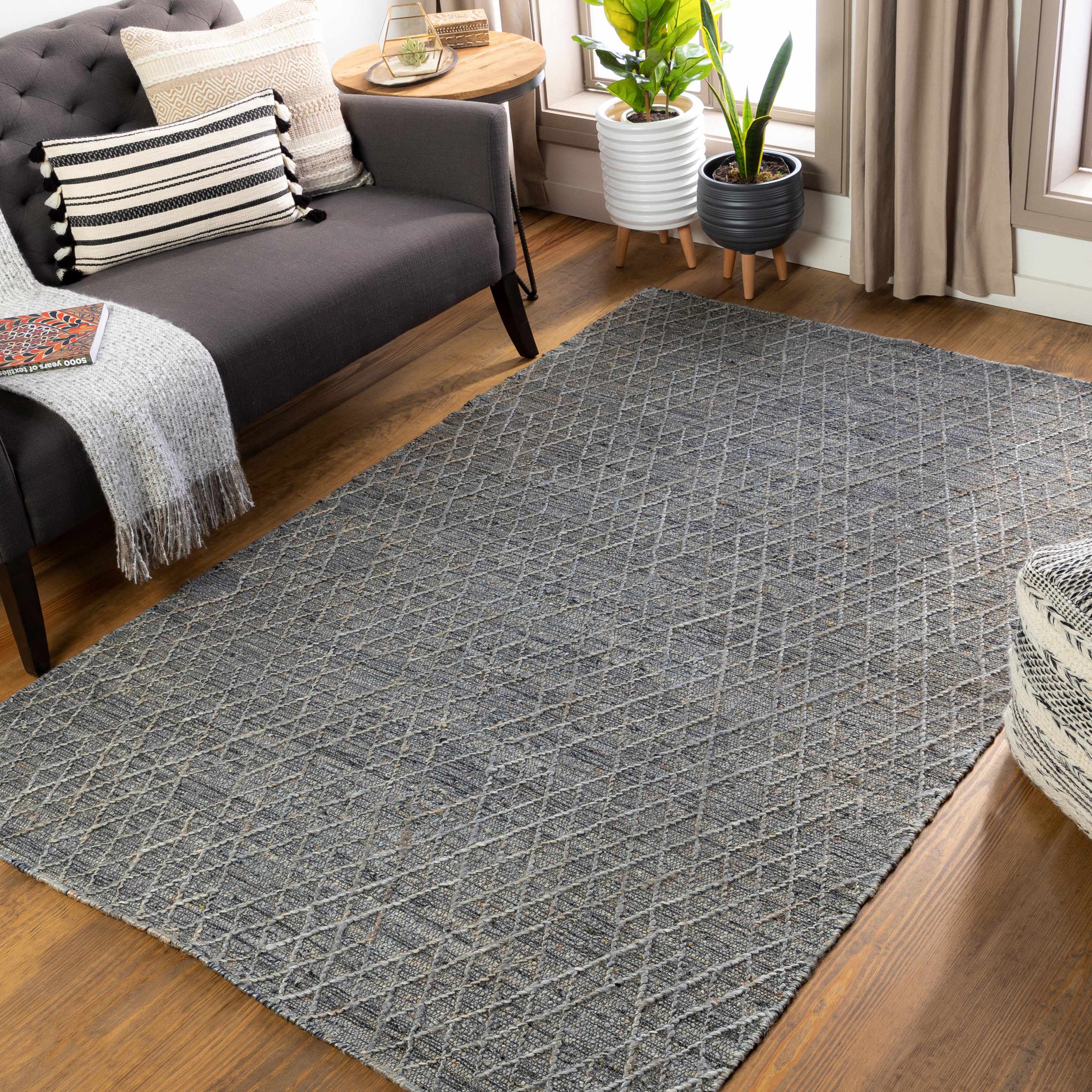 Watford WTF-2300 Hand Woven Rug