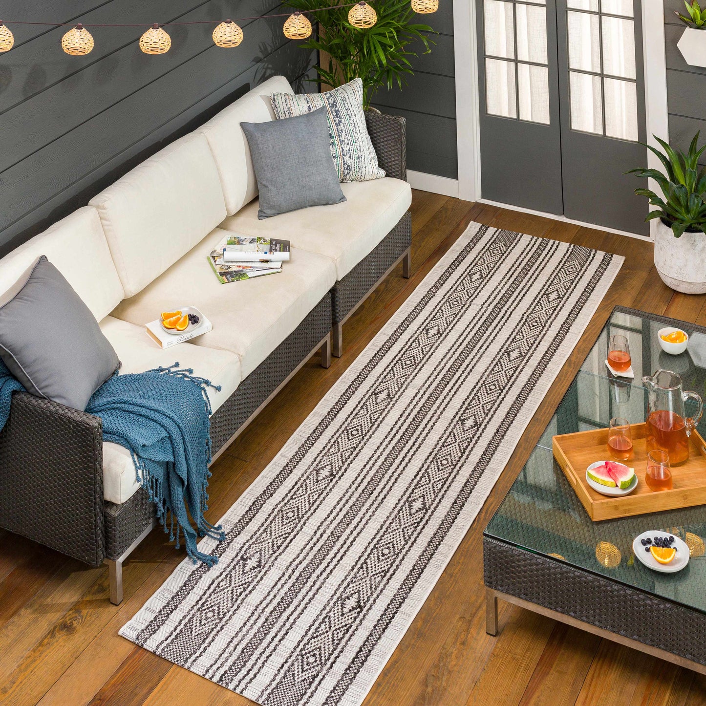 Eagean EAG-2352 Machine Woven Rug