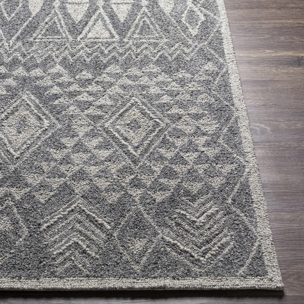 Newcastle NCS-2316 Hand Tufted Rug