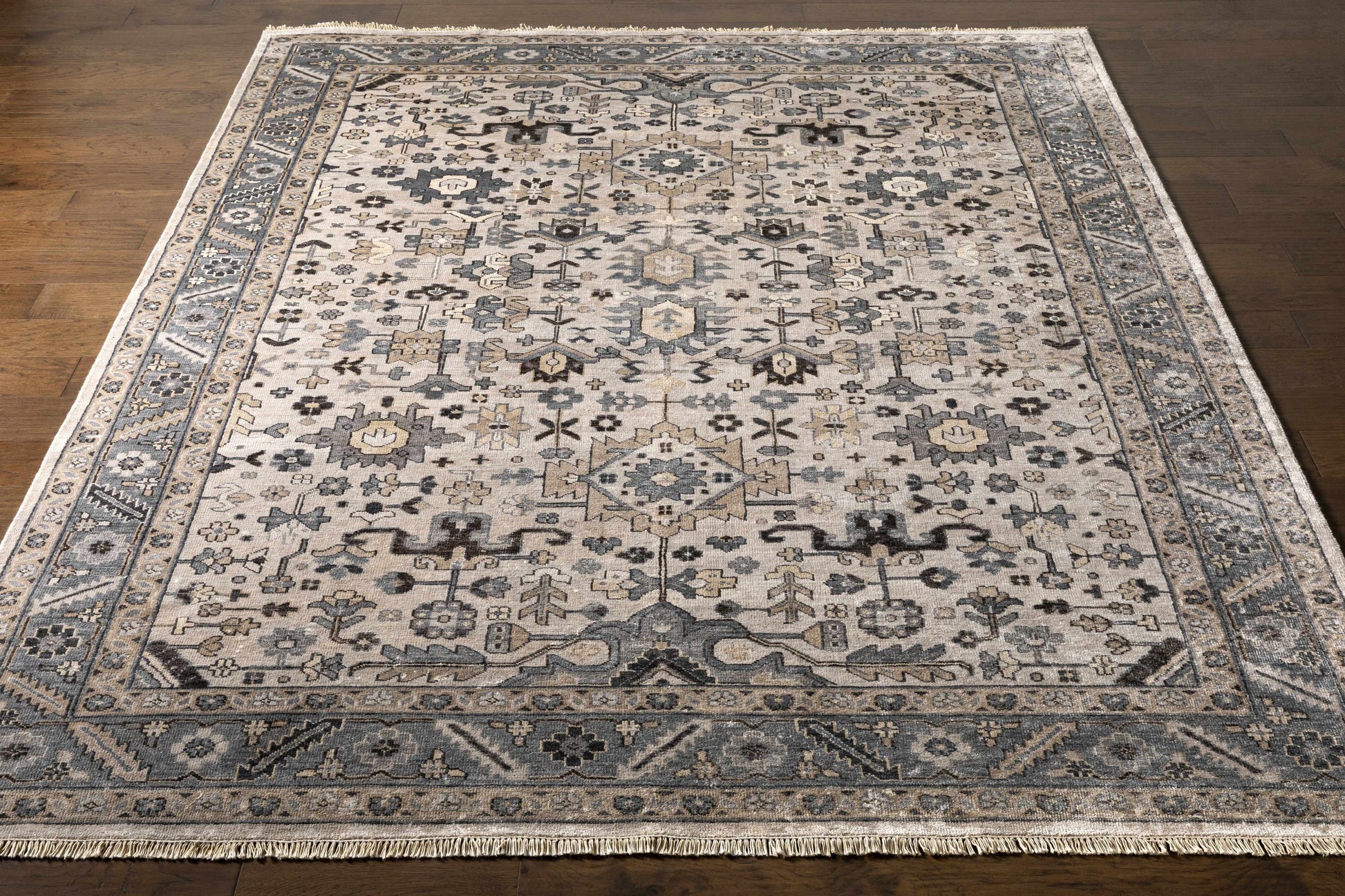 Sabine SBN-1001 Hand Knotted Rug