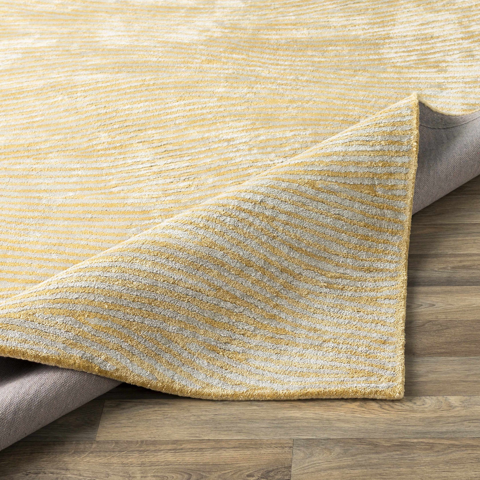 Quartz QTZ-5032 Hand Tufted Rug