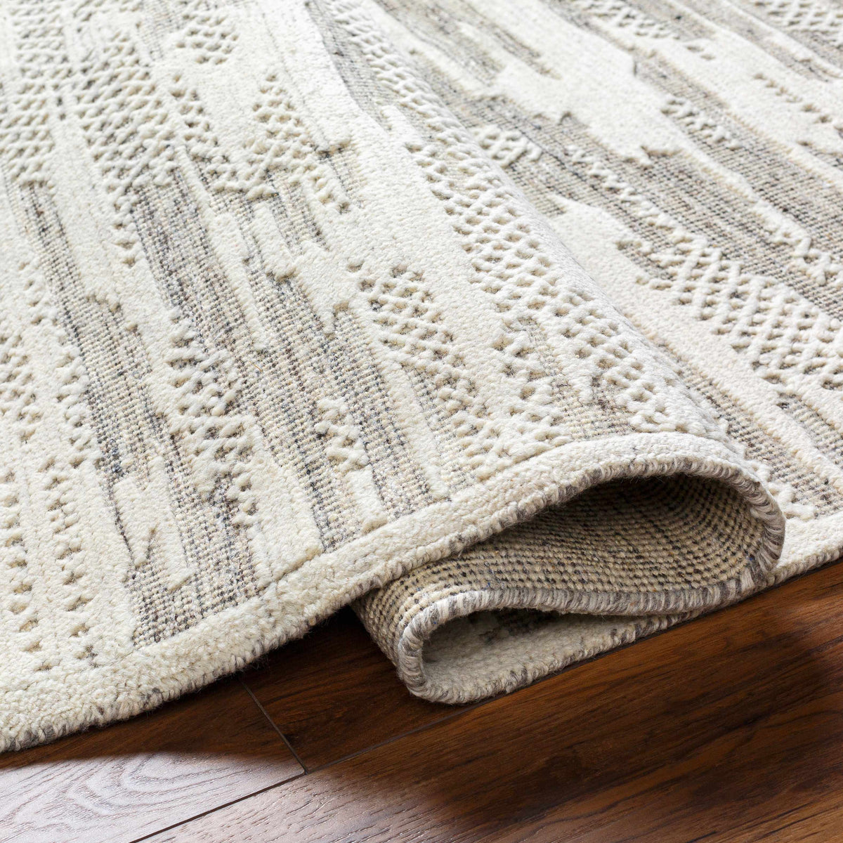 Rugs : TUN-2315
