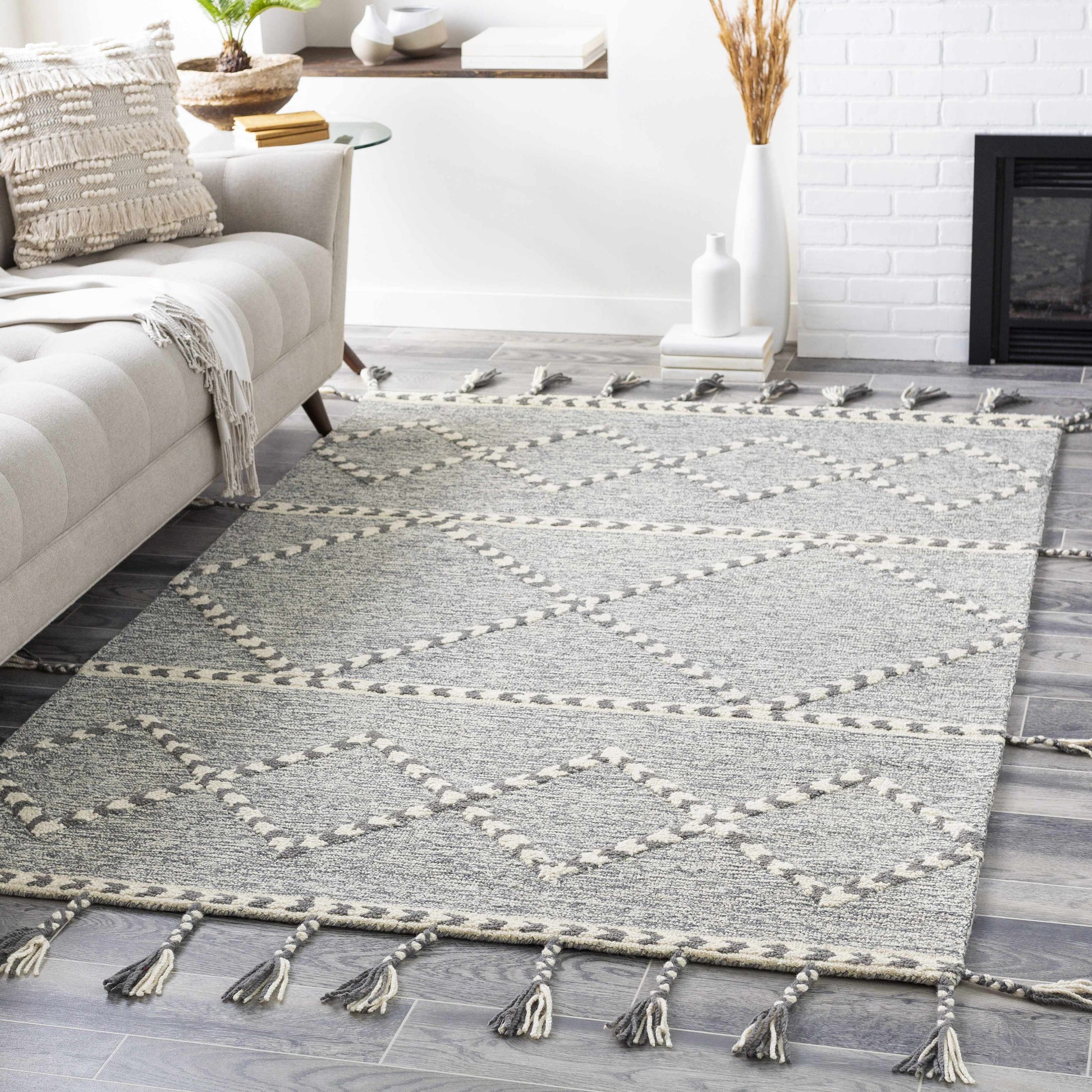 Zanafi Tassels ZTS-2300 Hand Tufted Rug