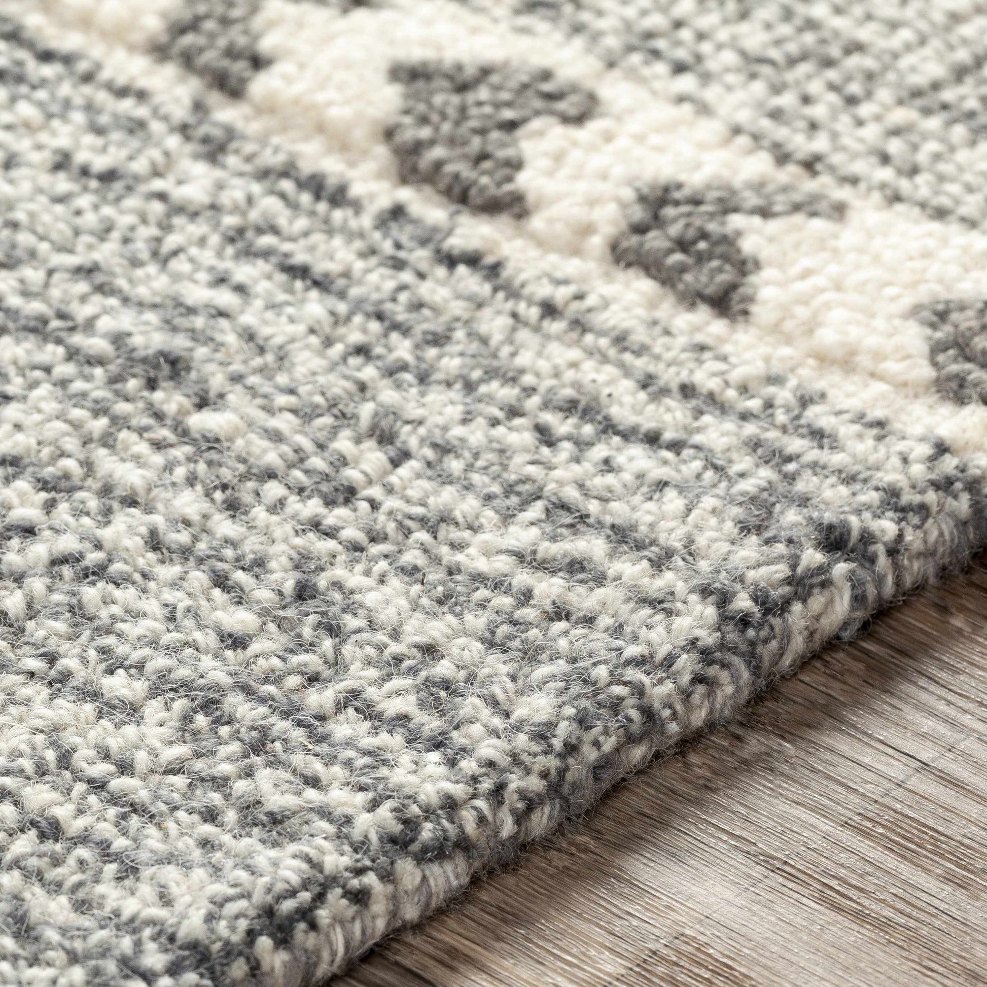 Zanafi Tassels ZTS-2300 Hand Tufted Rug