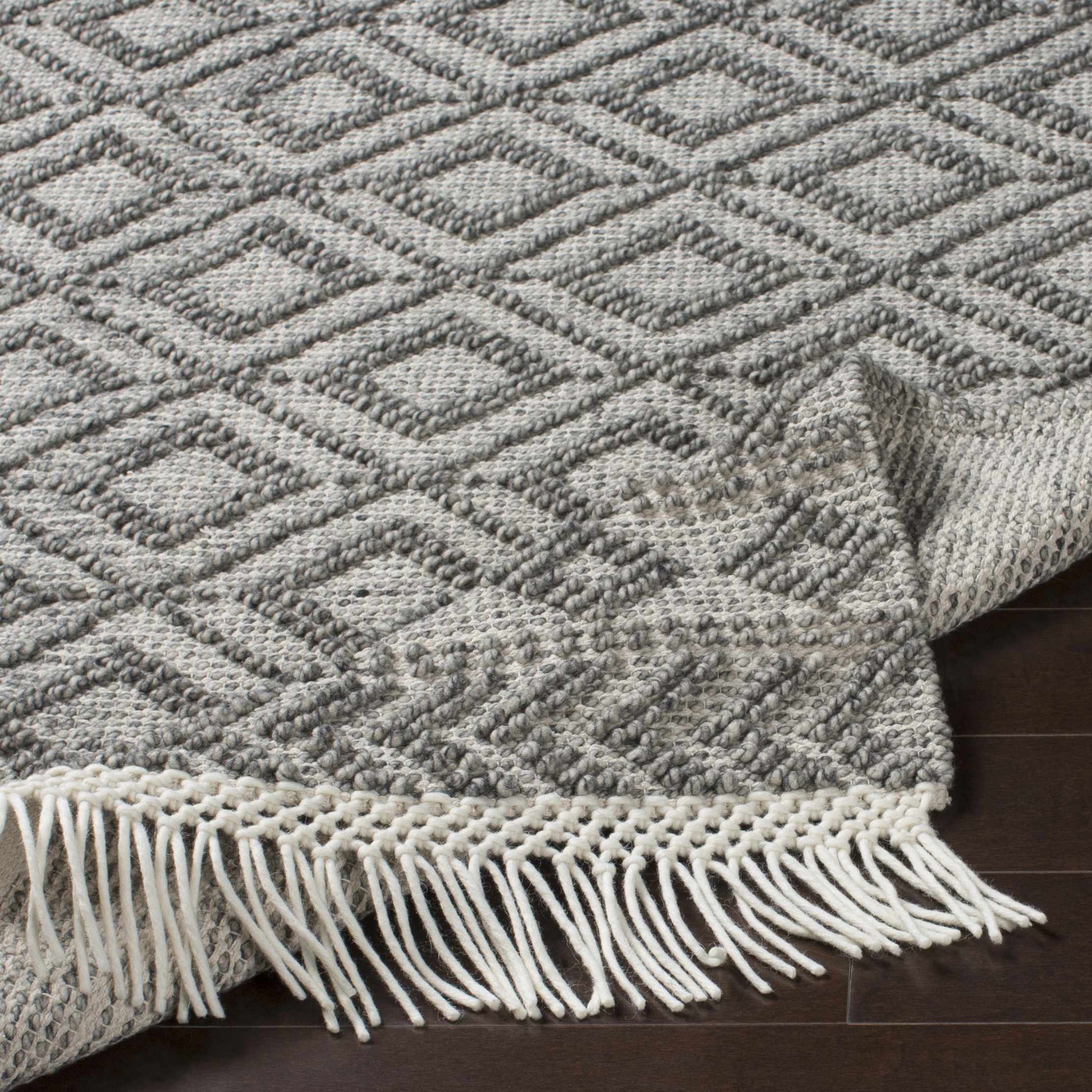 Farmhouse Tassels FTS-2302 Hand Woven Rug