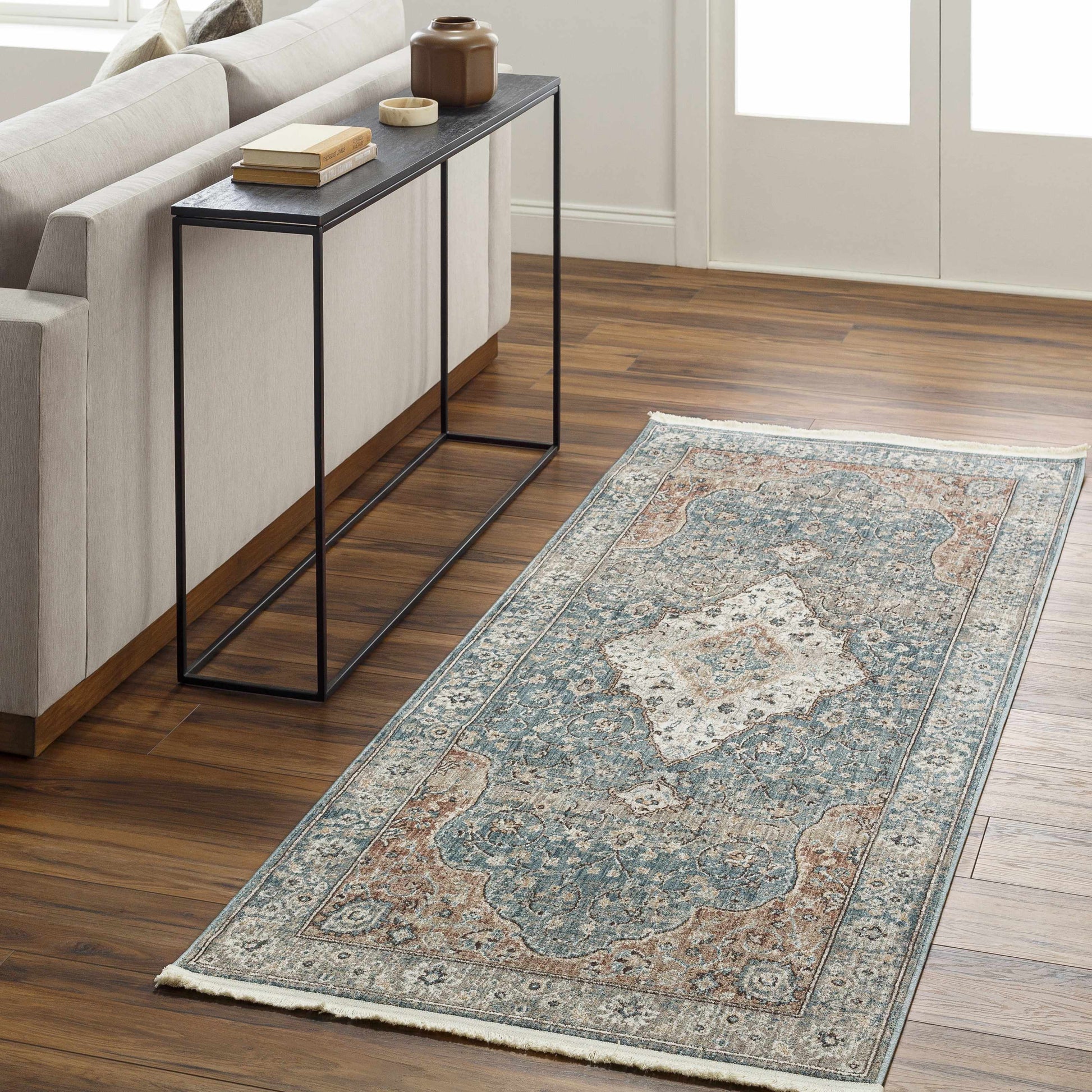 Carlisle CSI-2304 Machine Woven Rug