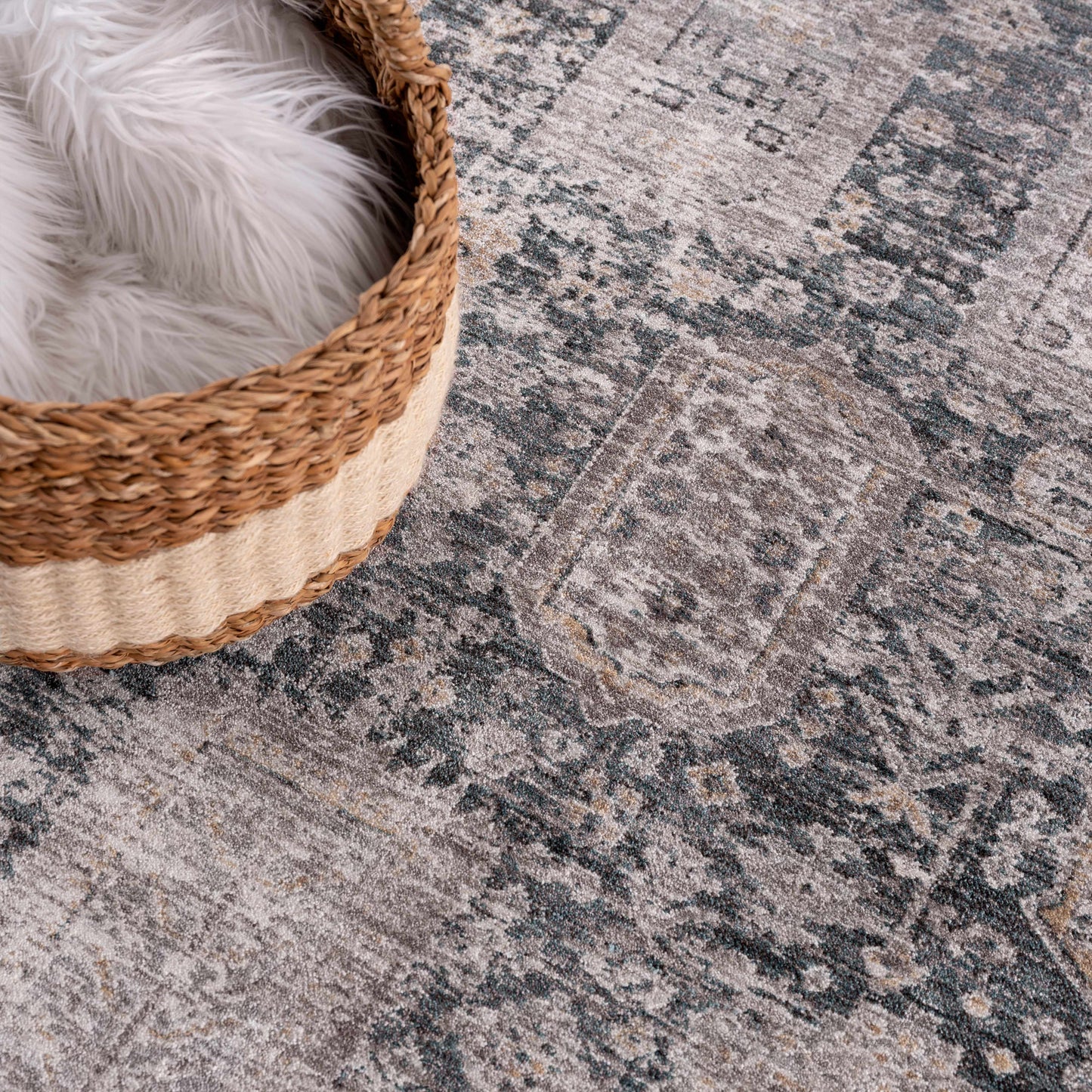 Carlisle CSI-2319 Machine Woven Rug