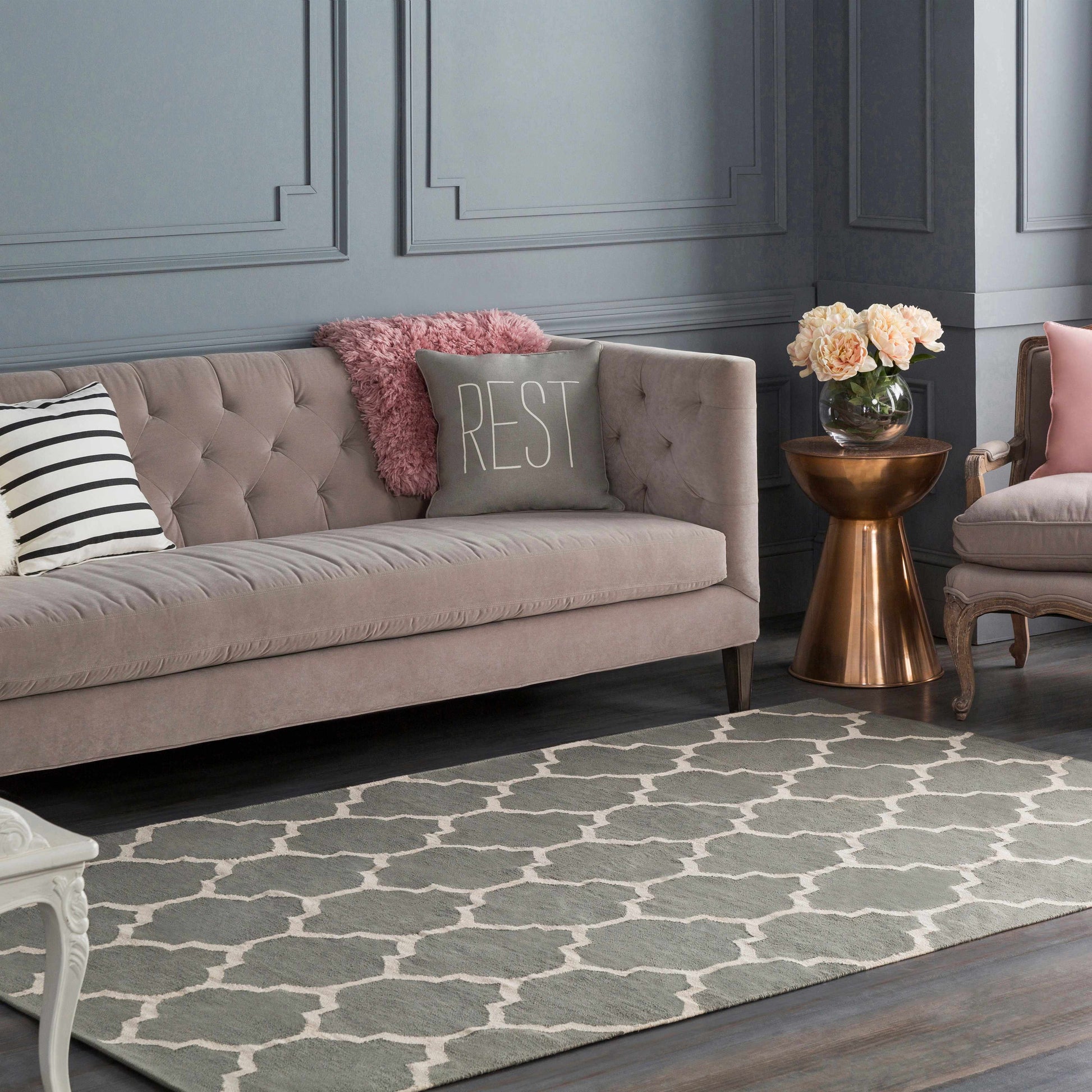 Vogue AWLT-3012 Hand Woven Rug