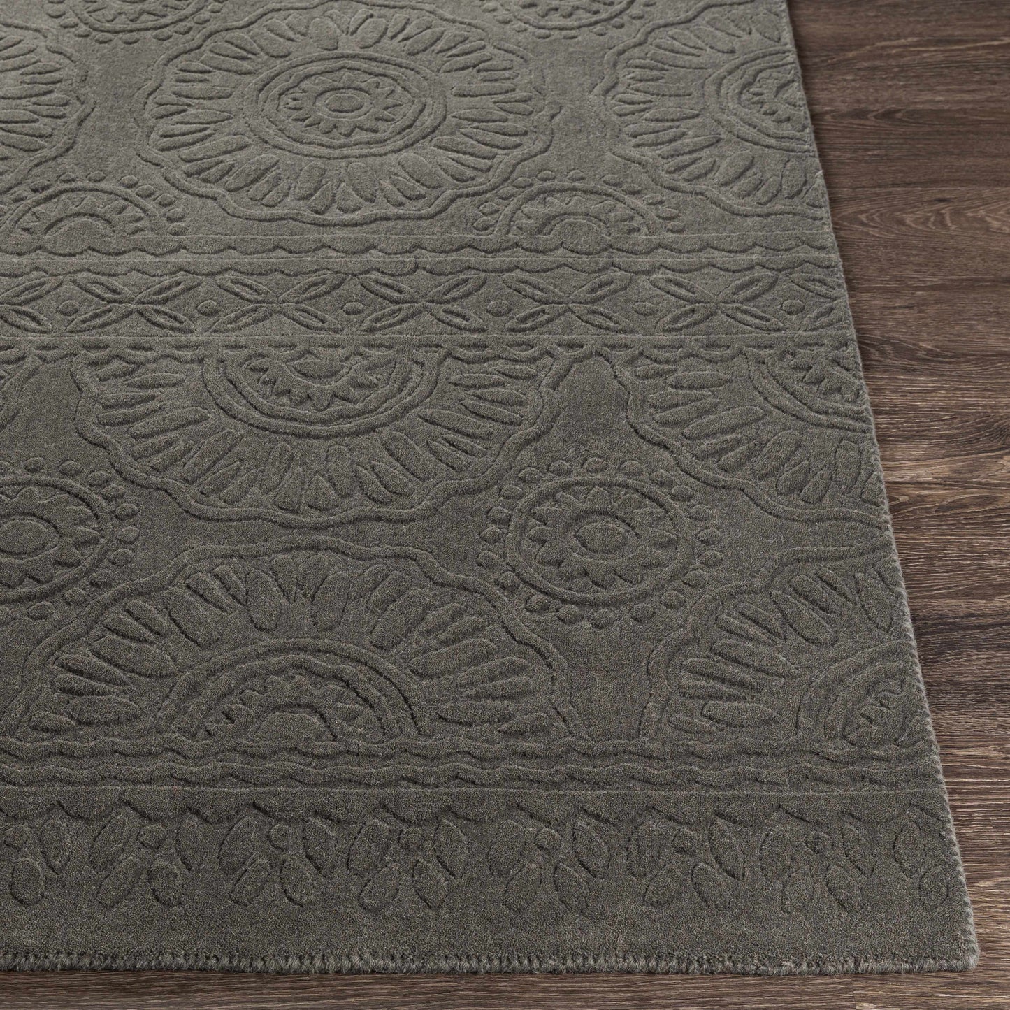Taraash TRH-2300 Hand Loomed Rug