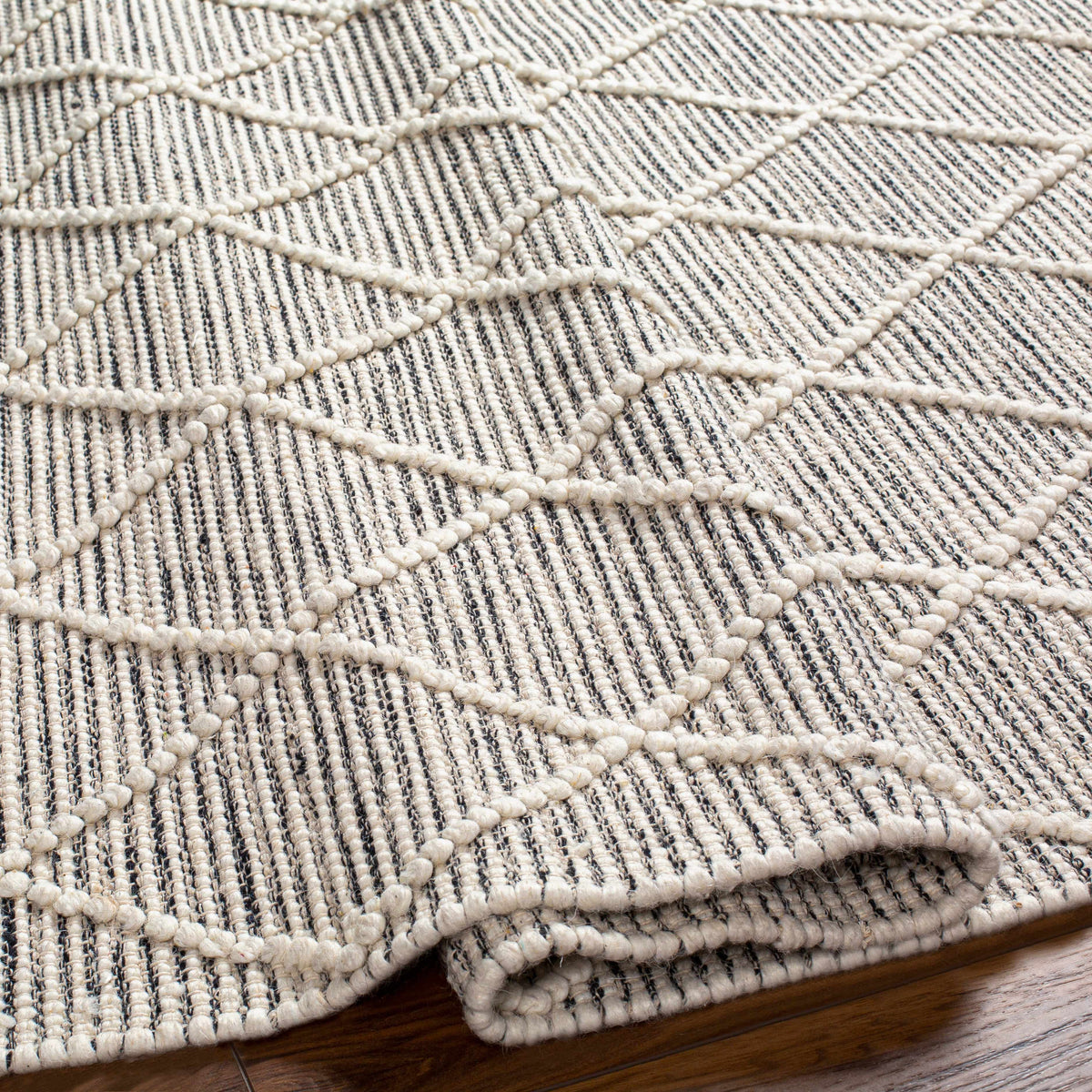 Hemingway HMG-2302 Hand Woven Rug