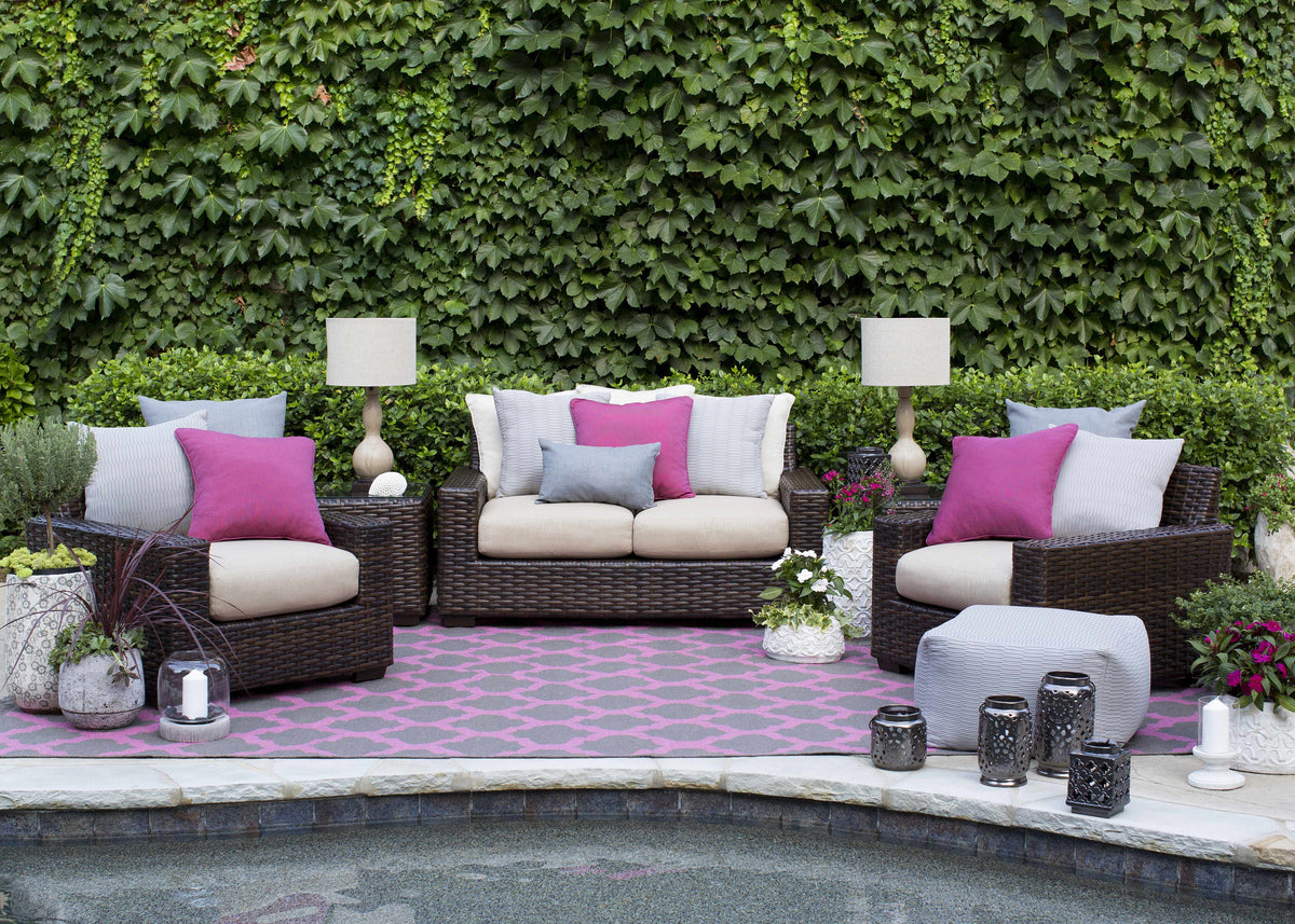 Decorative Accents : ODT-126,LUA-490,AVR-928,RMR-251,FLR-910,AVO-690,AVO-680,ODT-131,Floor Pillows : CP-007,Pillows : CP-007,PI-006,BR-004,PI-005,PI-001,Pouf : CPPF-007,Rugs : LGO-2022,Table Lamps : KOA-275