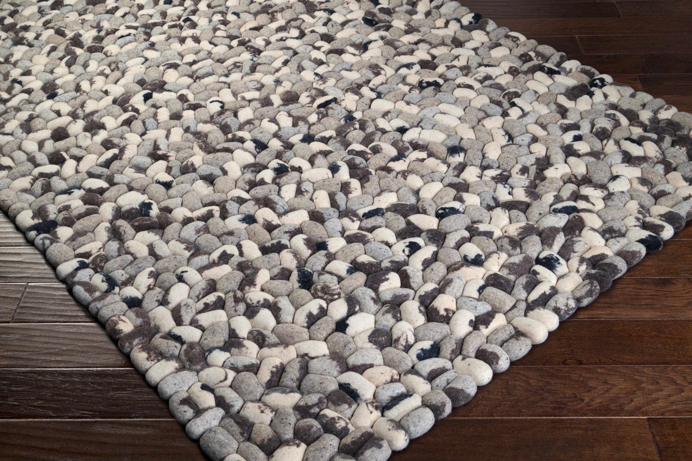 Summit SMT-6600 Hand Woven Rug