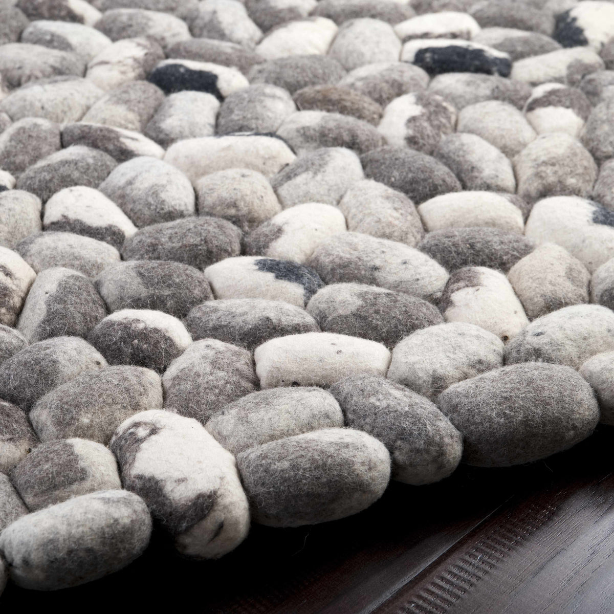 Summit SMT-6600 Hand Woven Rug