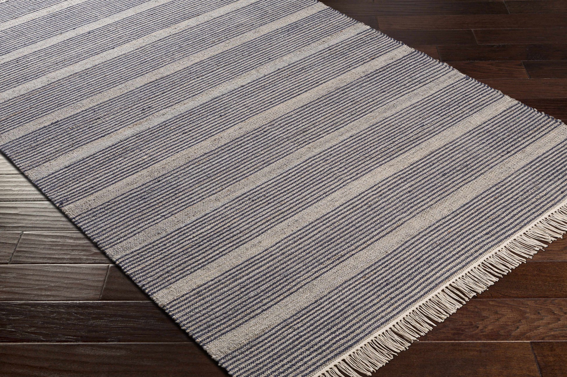Trabzon TBO-2304 Hand Woven Rug