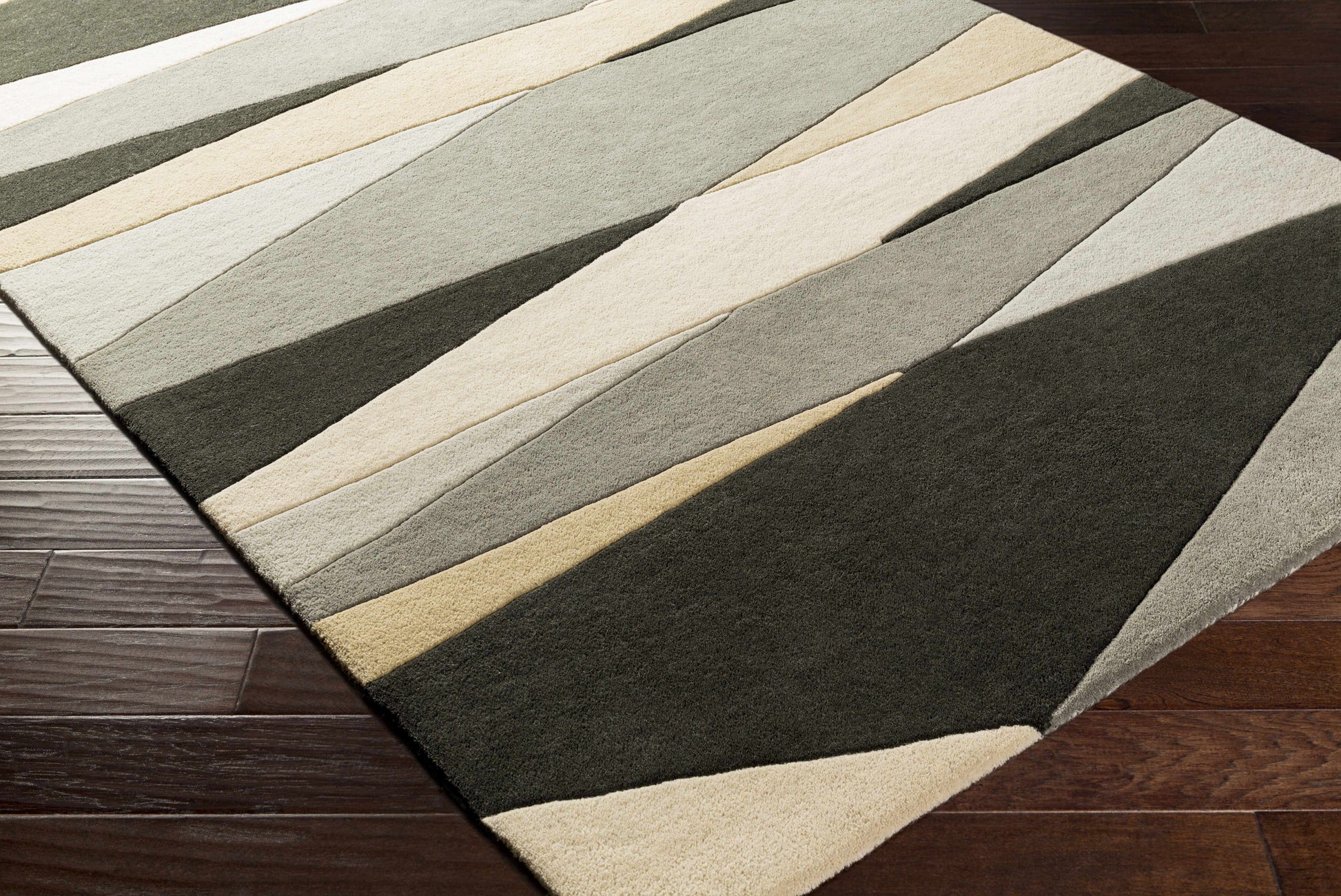 Forum FM-7205 Hand Tufted Rug