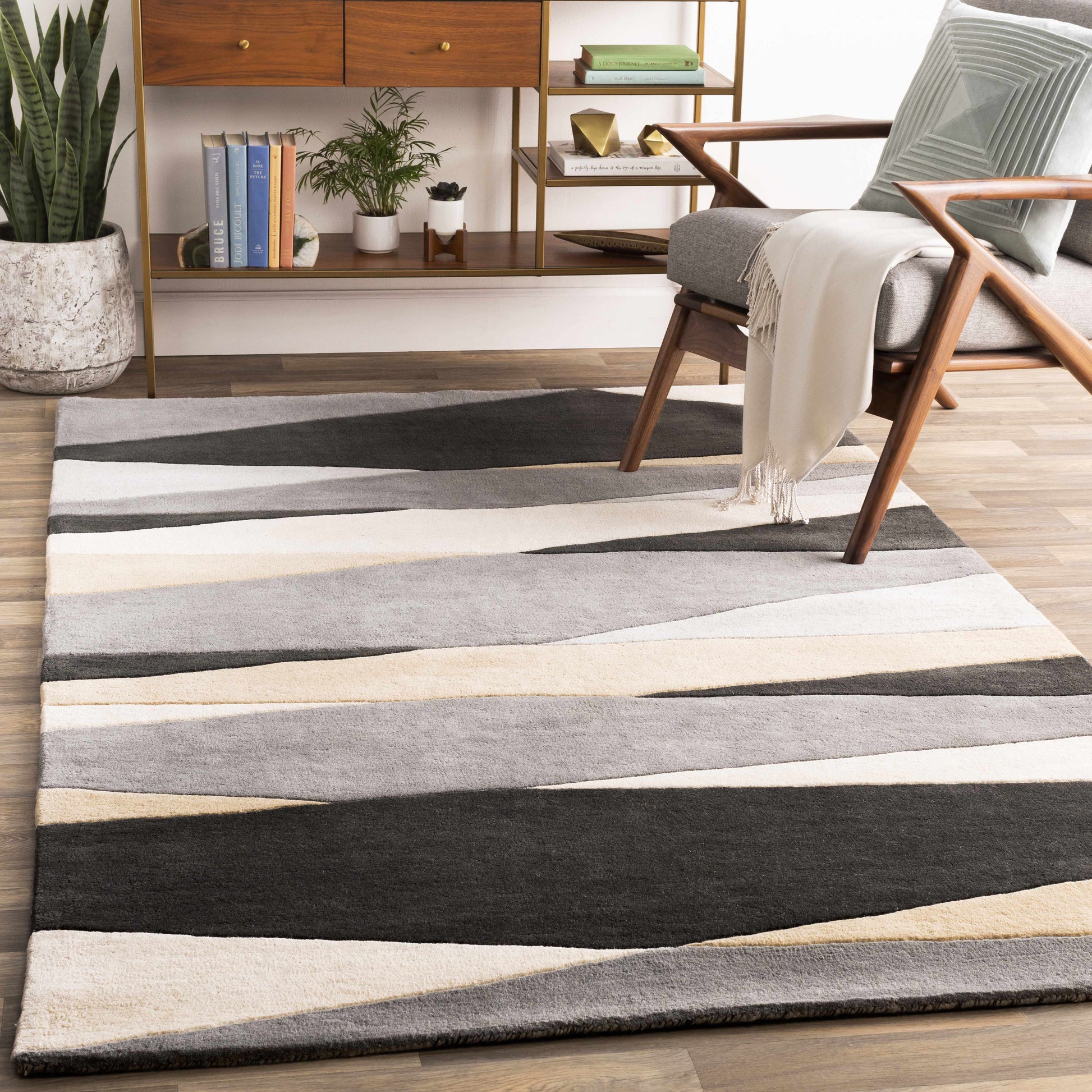 Forum FM-7205 Hand Tufted Rug