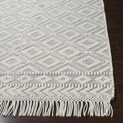 Farmhouse Tassels FTS-2303 Hand Woven Rug