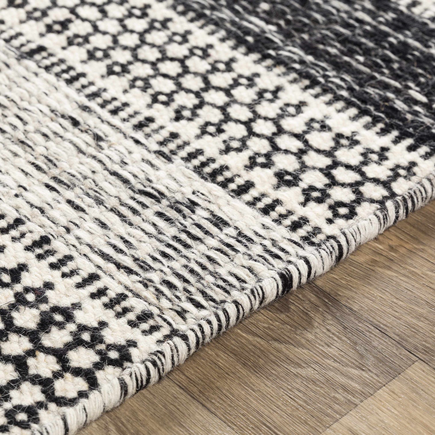 Mardin MDI-2304 Hand Woven Rug