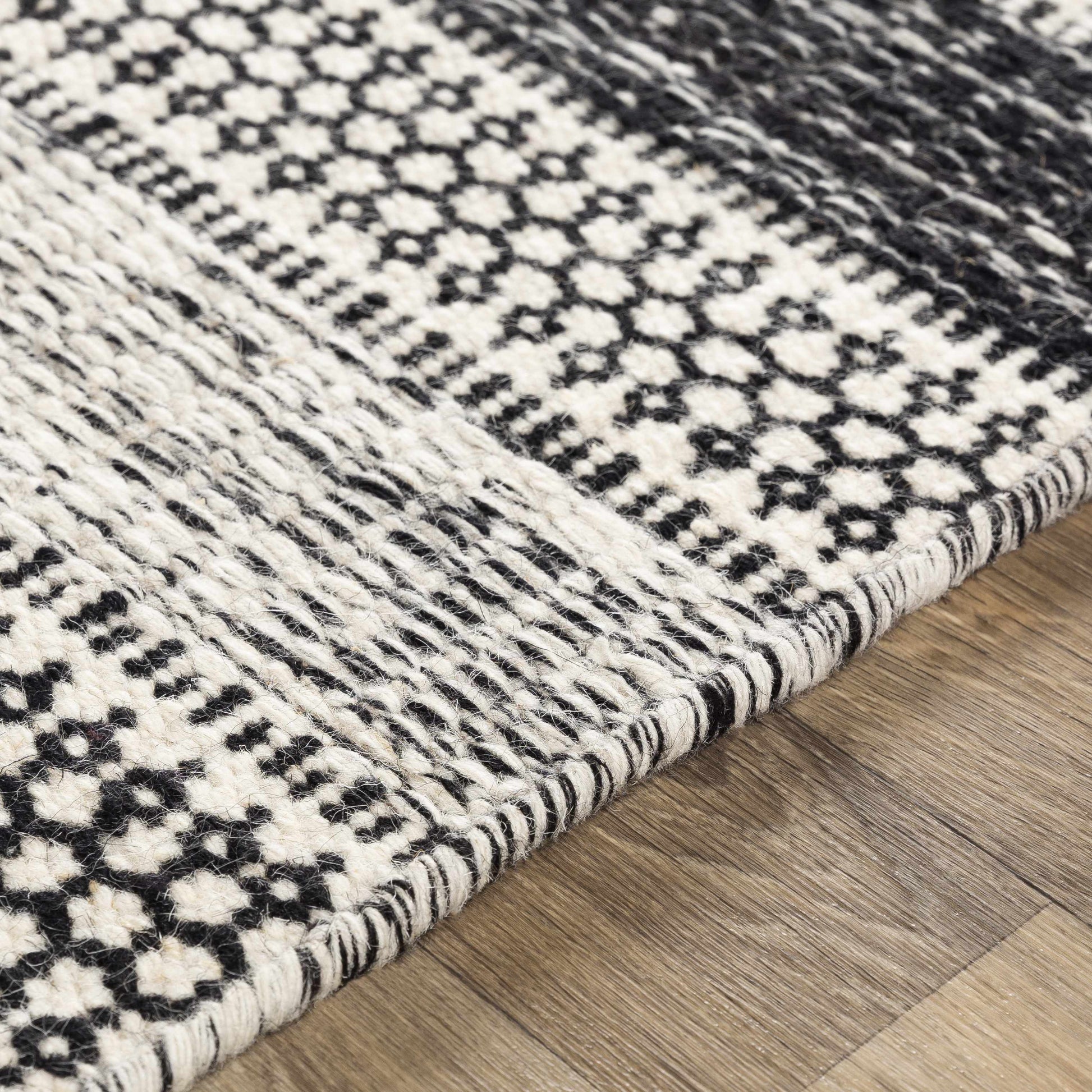 Mardin MDI-2304 Hand Woven Rug