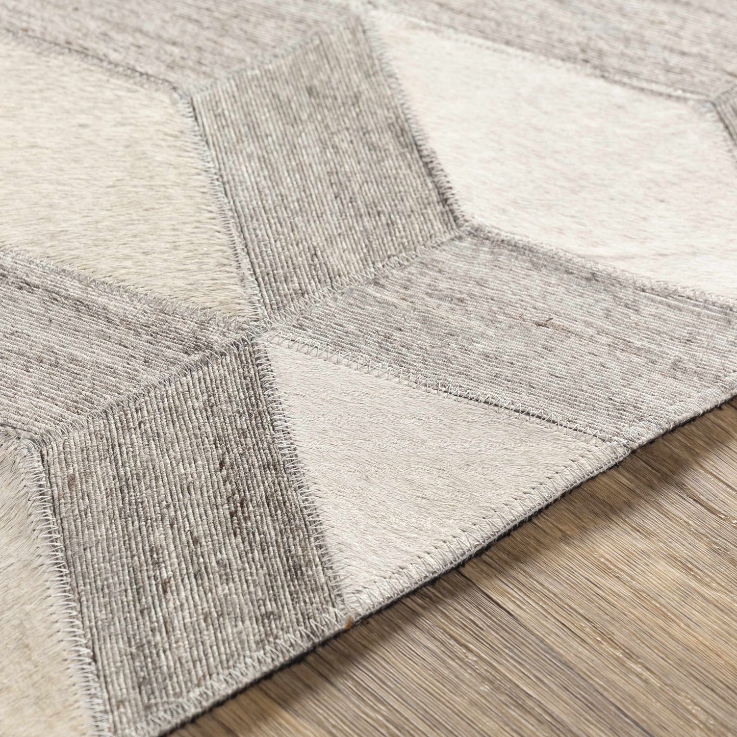 Medora MOD-1020 Hand Crafted Rug