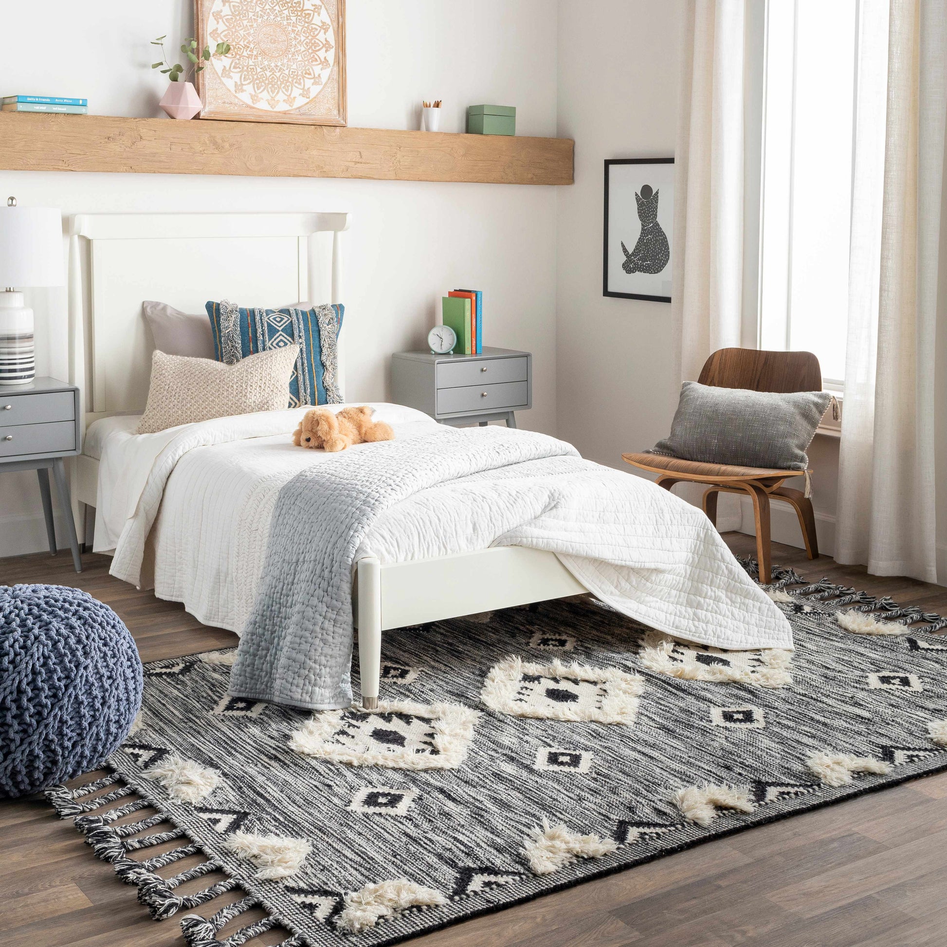 Apache APA-2302 Hand Woven Rug